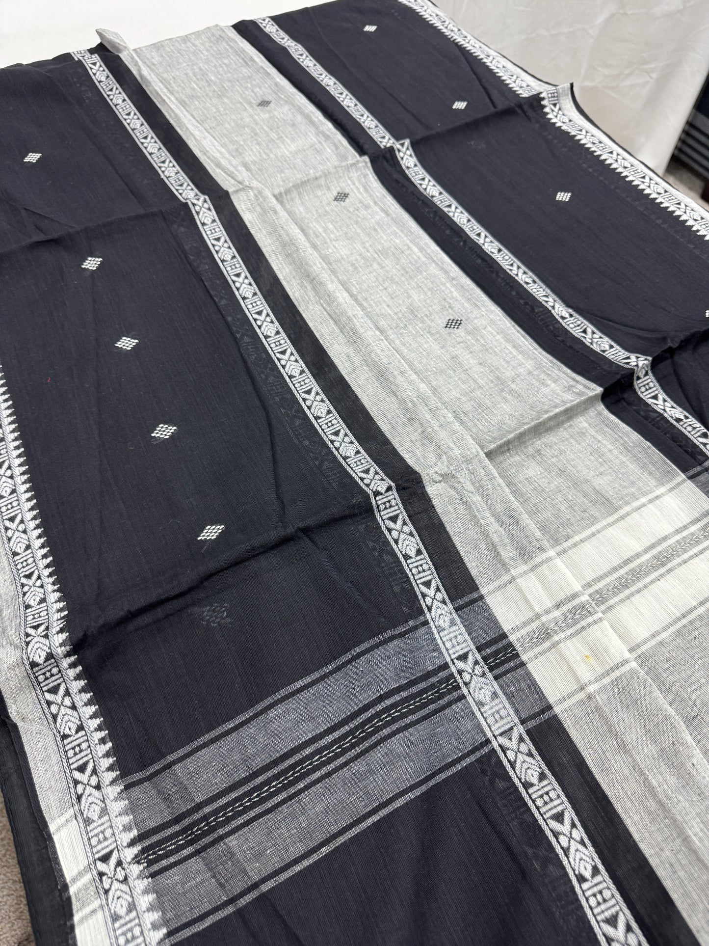 Dhumra : Dhaniakhali Bengali Soft Cotton Saree with Wide Border image 4