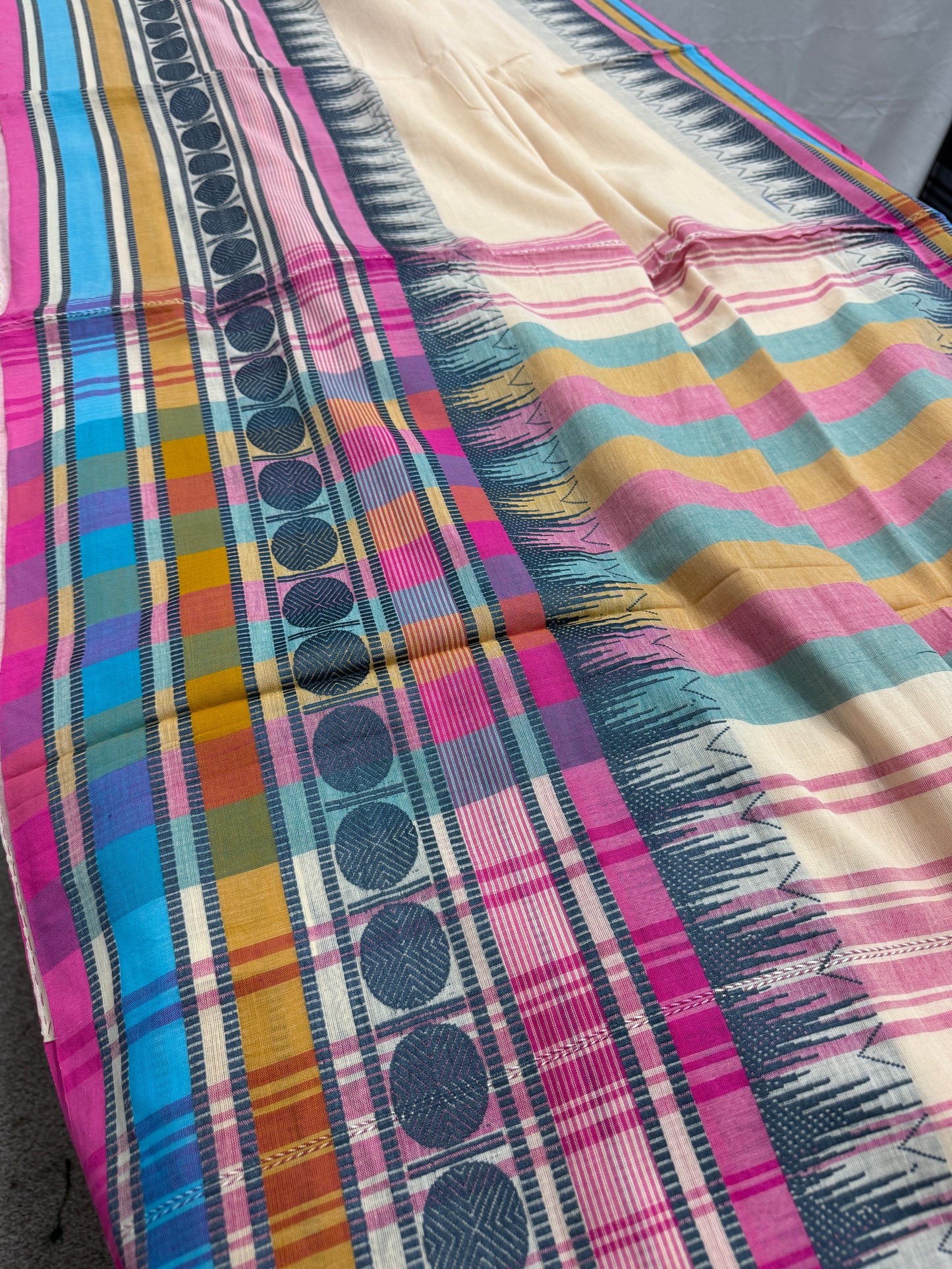 Shweta: Handwoven Dhaniakhali Bengali Soft Cotton Saree with Wide Border image 4