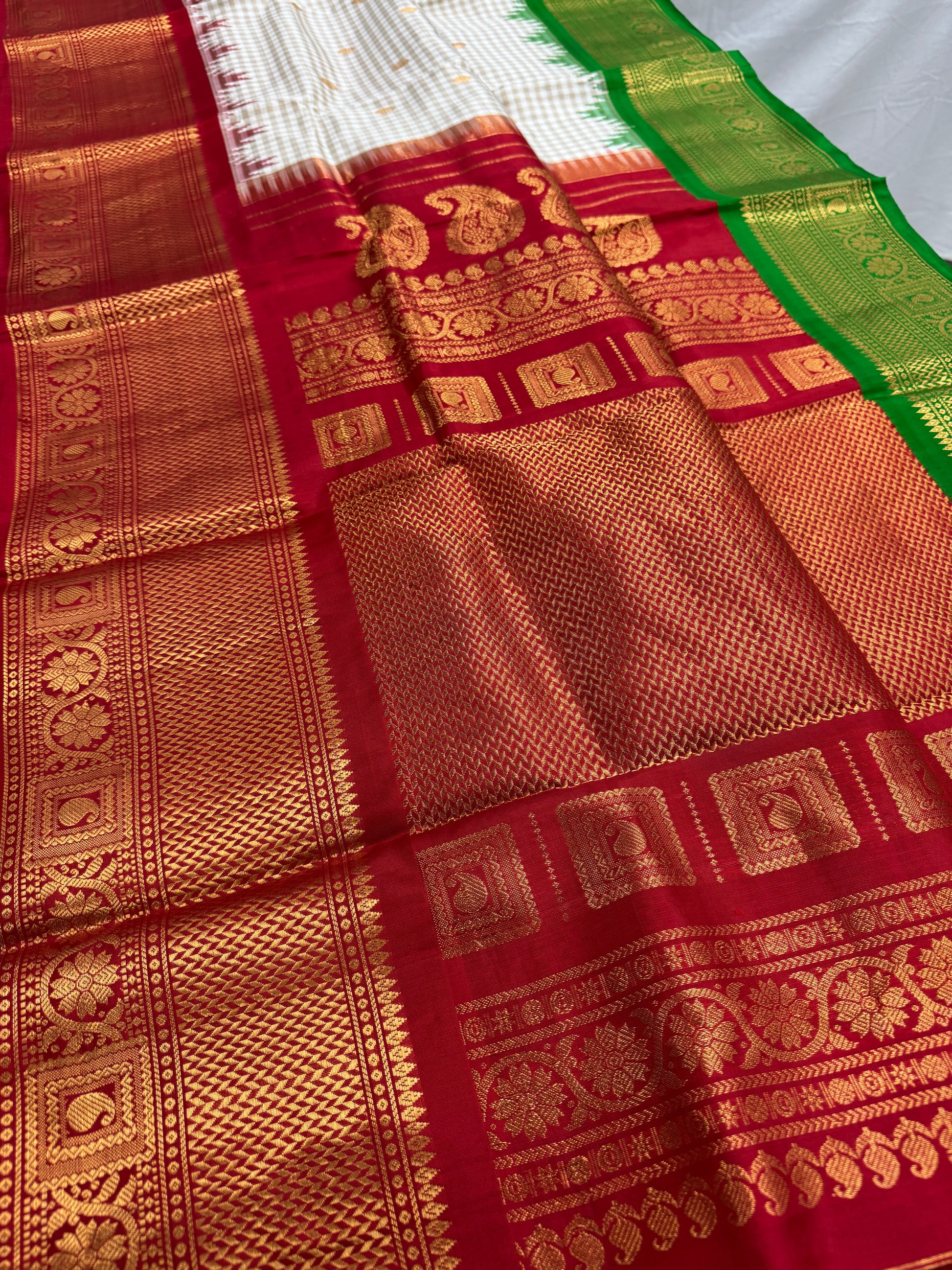 Rajashri : Silk Mark Certified Maharani Ganga Jamuna Kanji Gadwal Silk Saree image 4