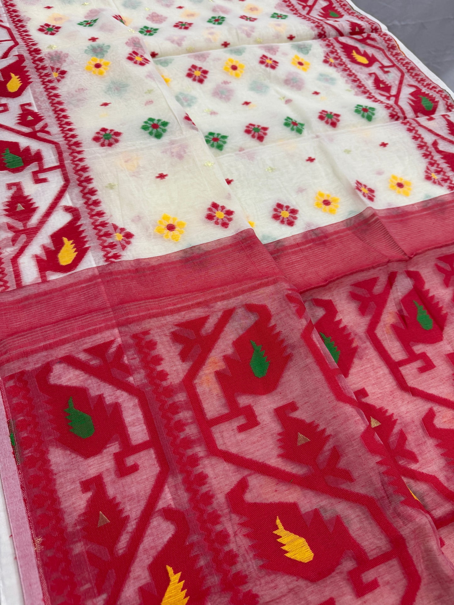 Bindu : Cream and Red Blended Soft Cotton Jamdani Saree image 0