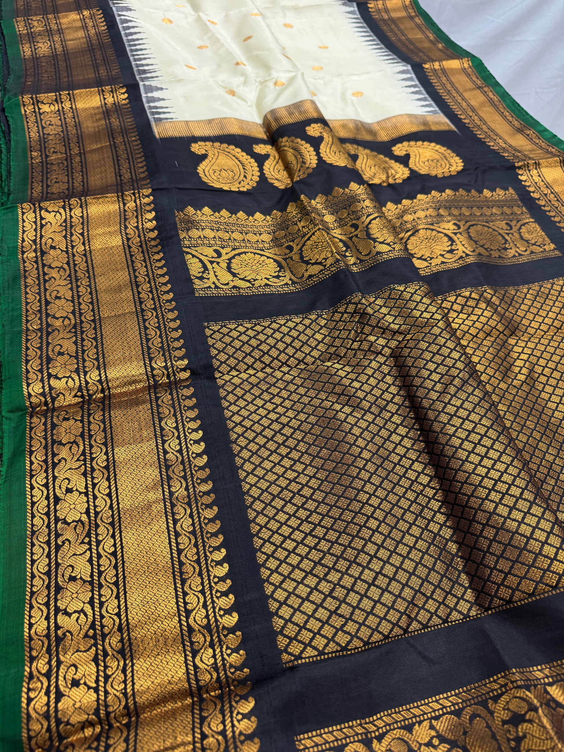 Indira : Silk Mark Certified Gadwal Silk Saree in Cream and Black image 5