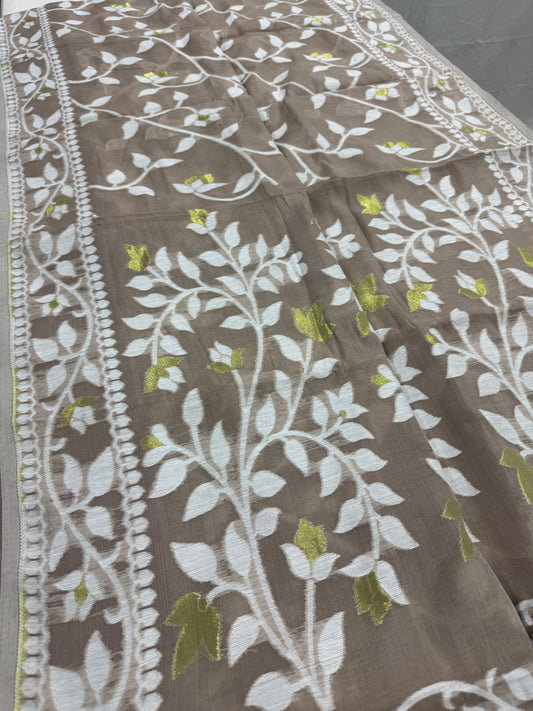 Ridhima : Brown and White Blended Soft Cotton Jamdani Saree image 0