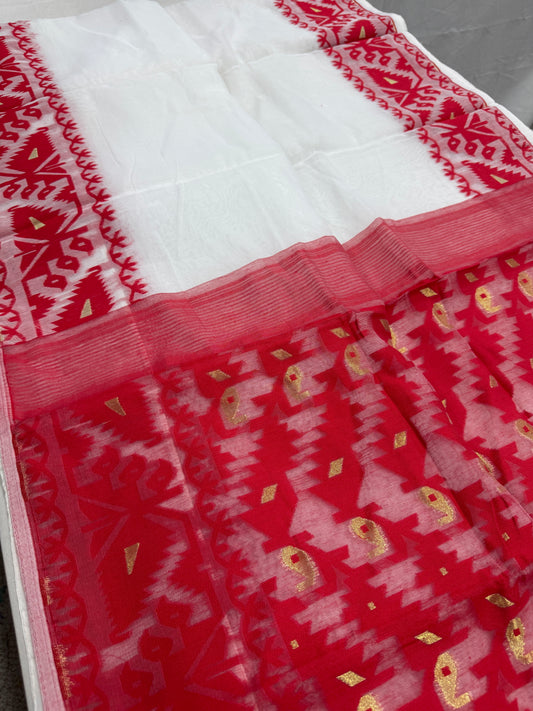 Shraddha : White and Red Blended Soft Cotton Jamdani Saree image 0