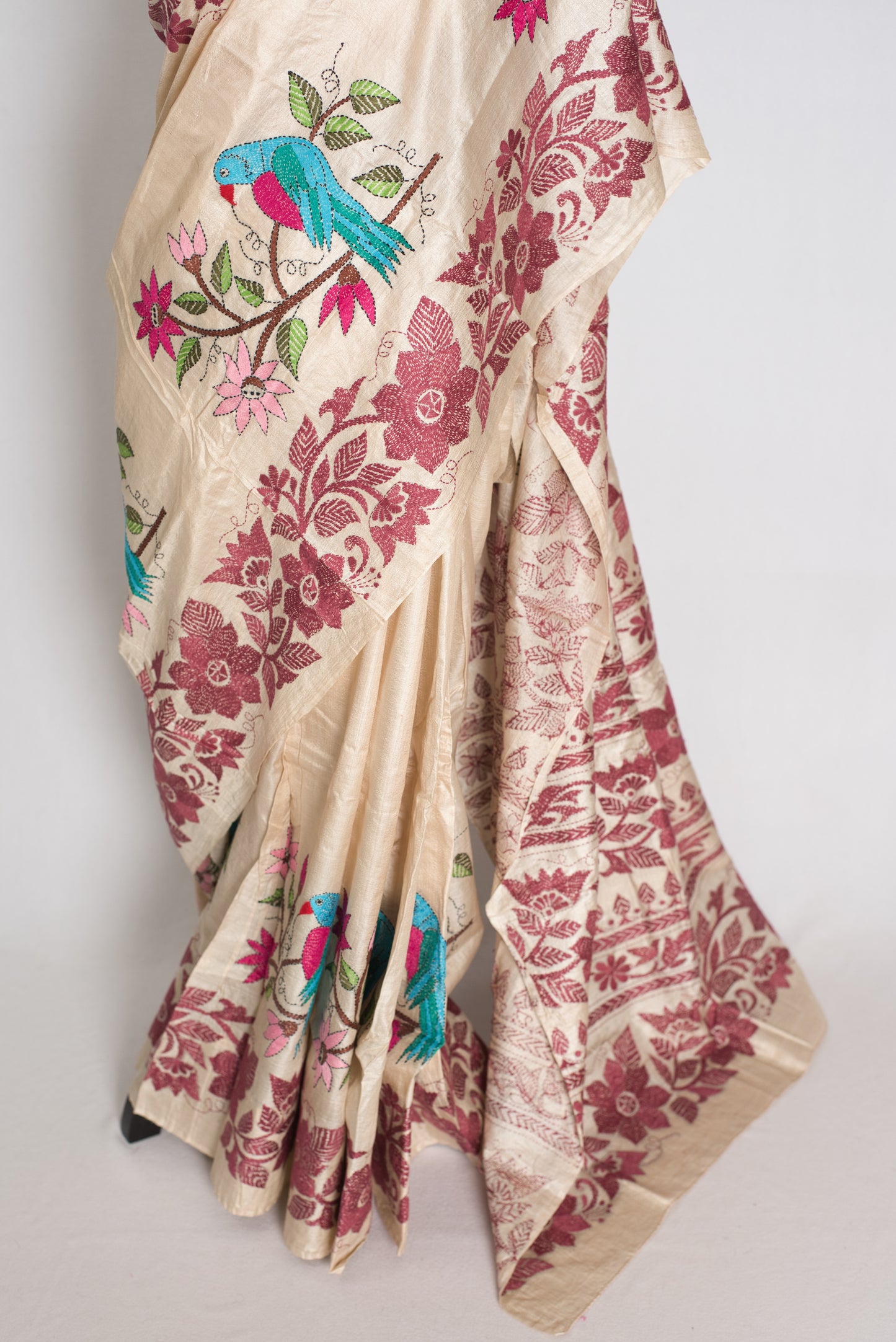 Pritha : Beige and Maroon Hand Embroidered Kantha Stitch Pure Gachi Tussar Saree image 6