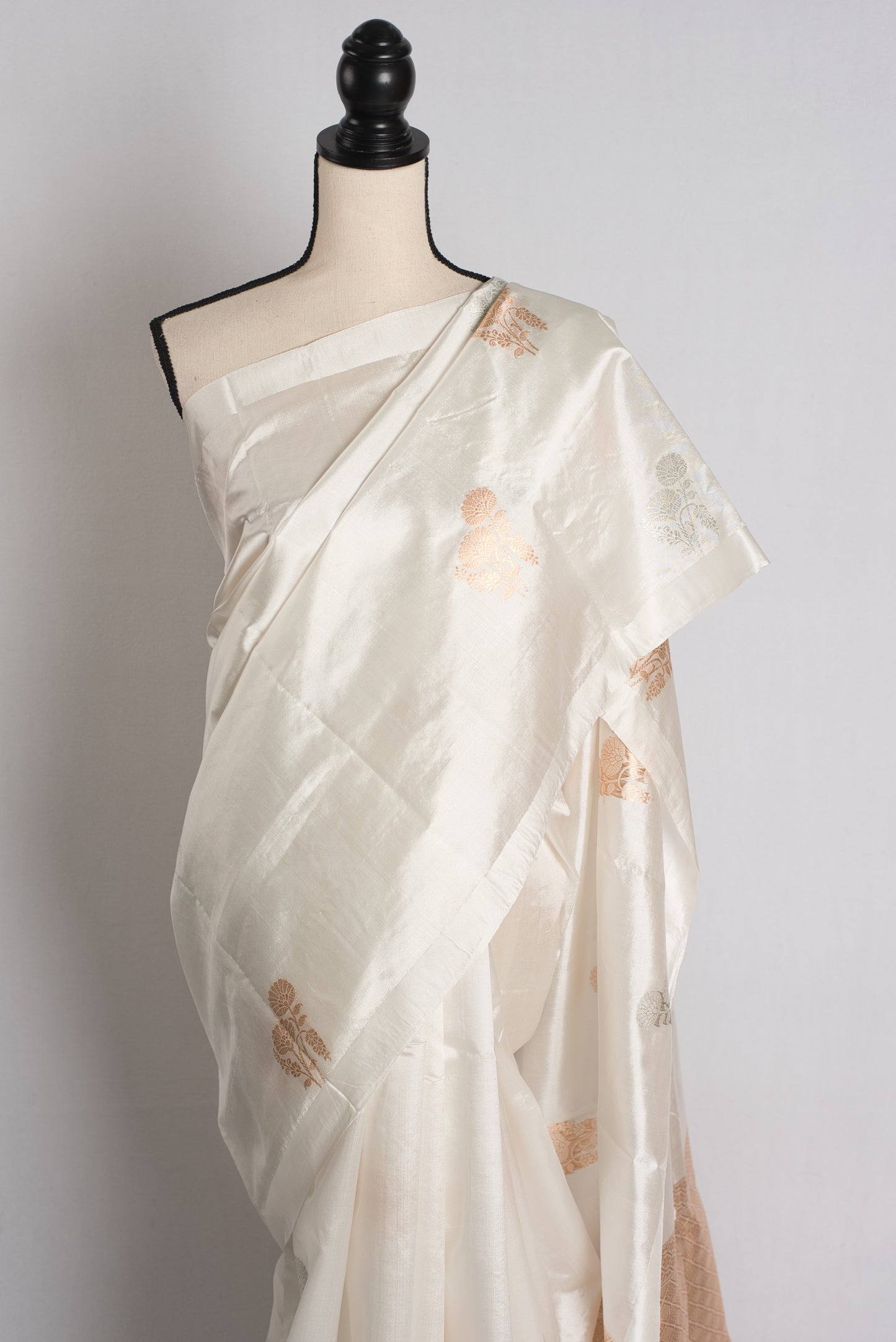 Ivory Muse : Silk Mark Certified White and Gold Satin Katan Banarasi Saree image 5