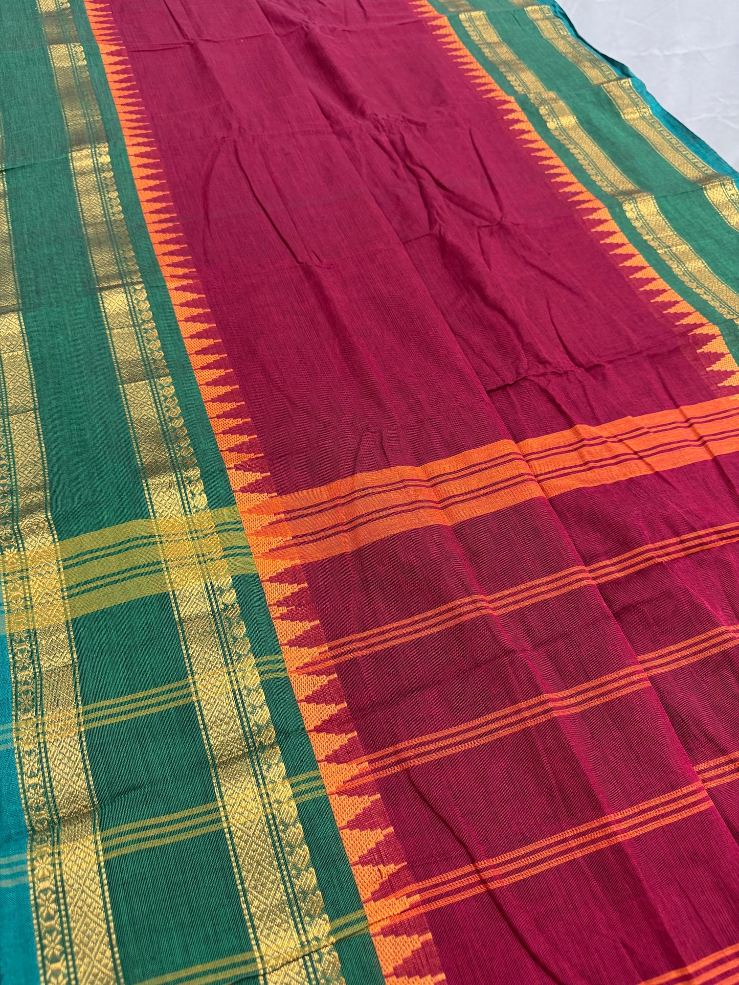 Kaveri : Magenta Kanchi Cotton Saree - Handwoven South Indian Elegance image 3