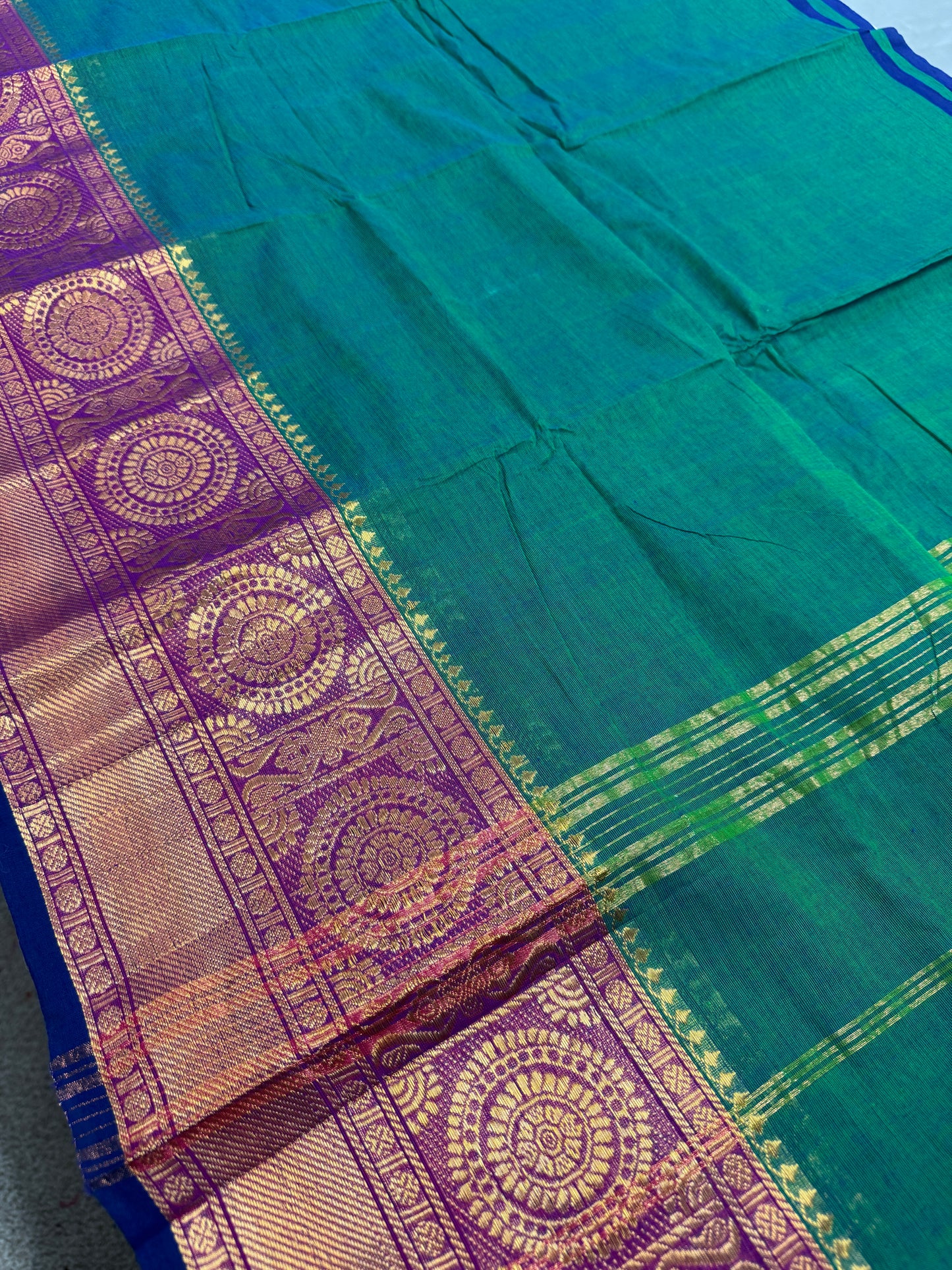 Valli : Peacock Green Kanchi Cotton Saree - Handwoven South Indian Elegance image 3