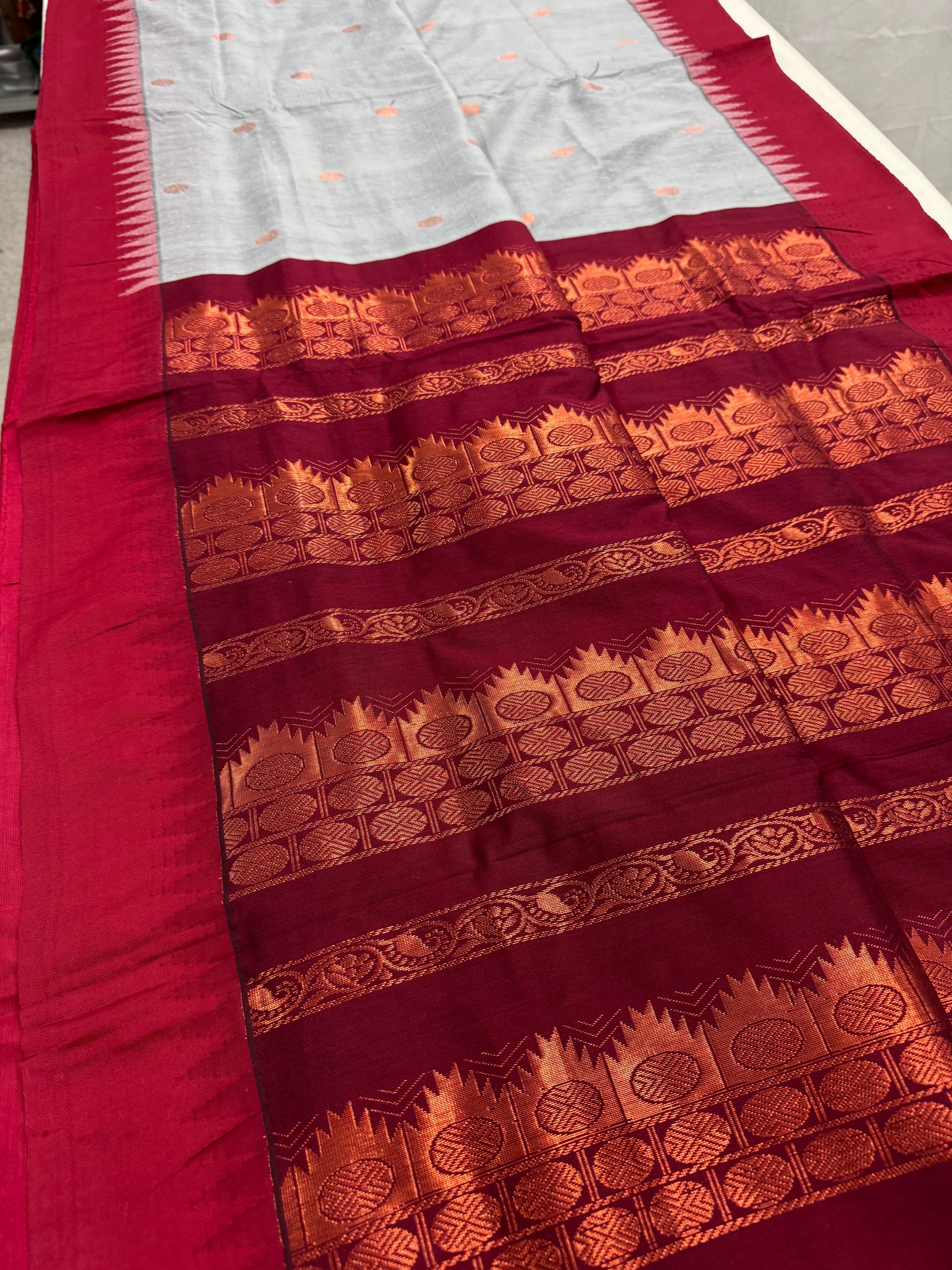 Padma : Blended Cotton Gadwal Saree in Grey and Dark Red image 2