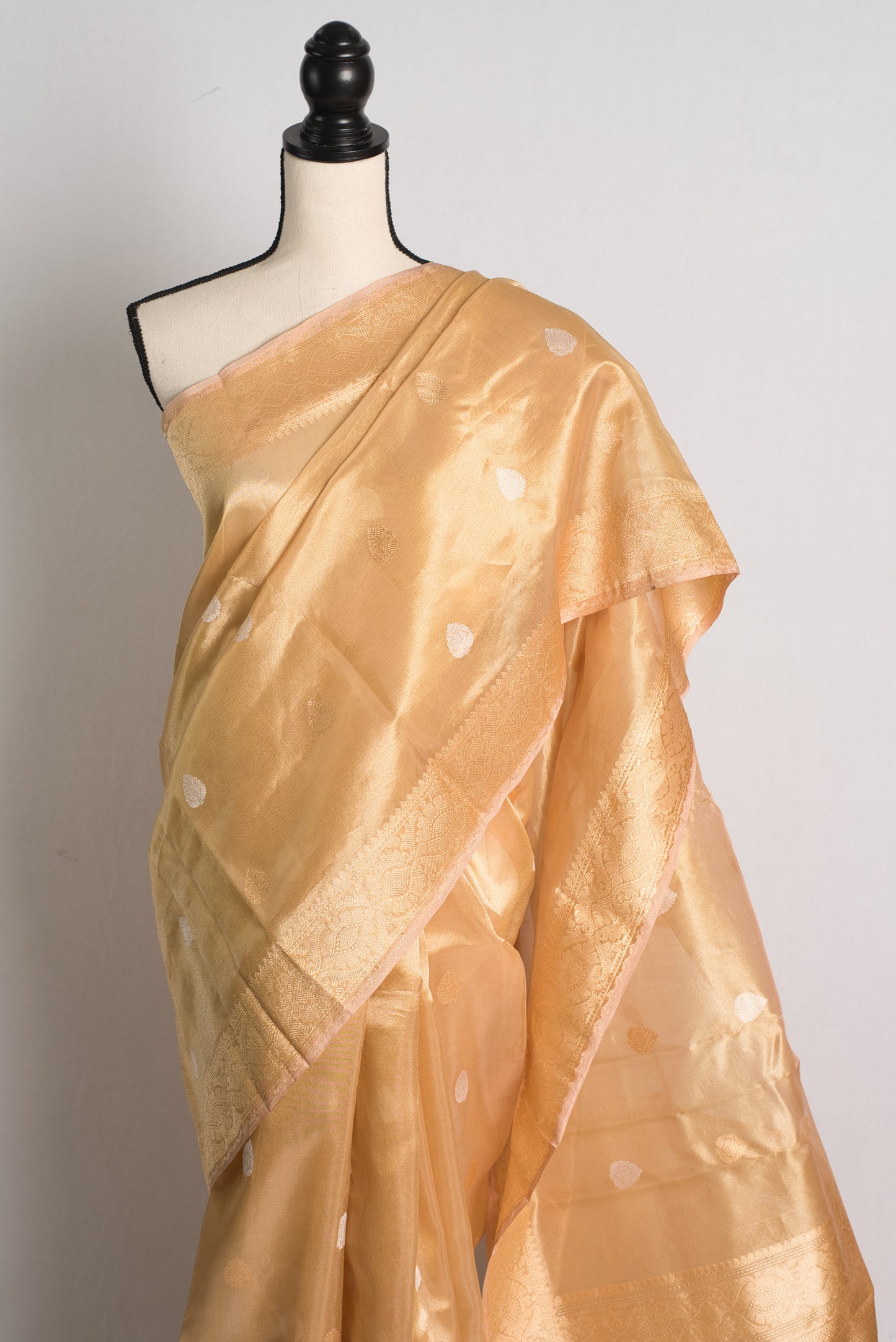 Gold Kadwa Kora Tissue Silk Banarasi Saree with Silver and Golden Woven Zari image 6
