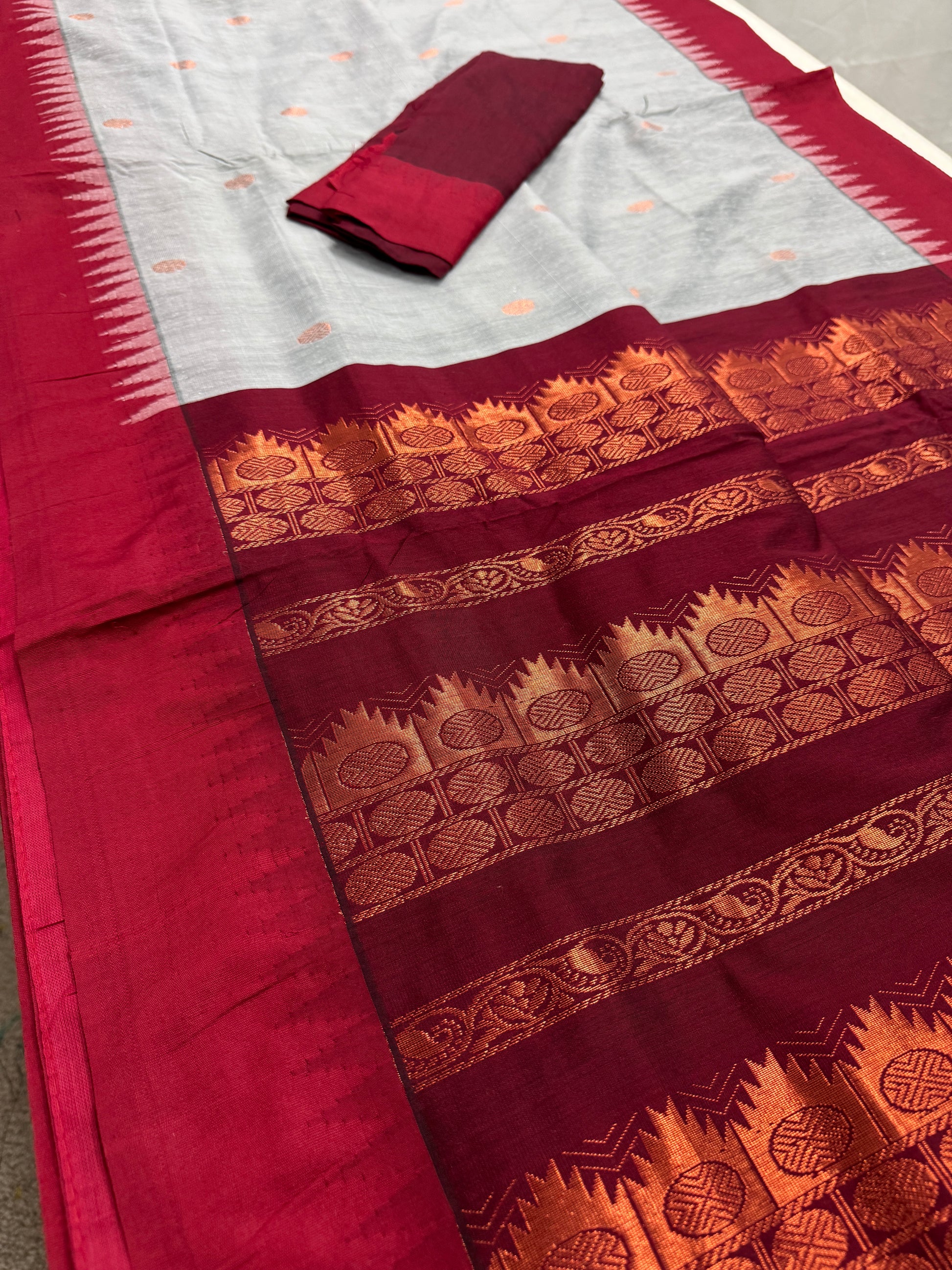 Padma : Blended Cotton Gadwal Saree in Grey and Dark Red image 0