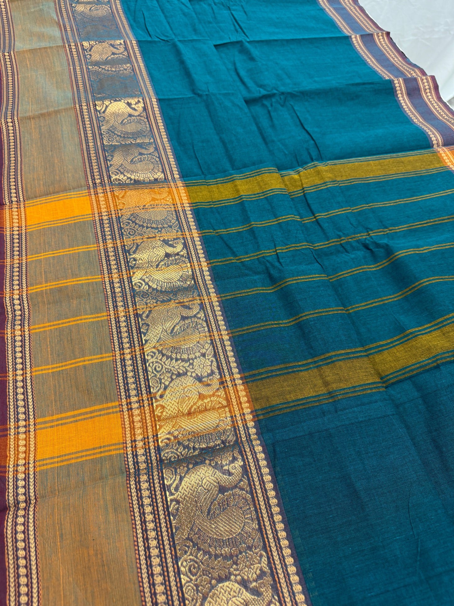 Rama : Handwoven Rama Green Cotton Kanjivaram Saree image 2