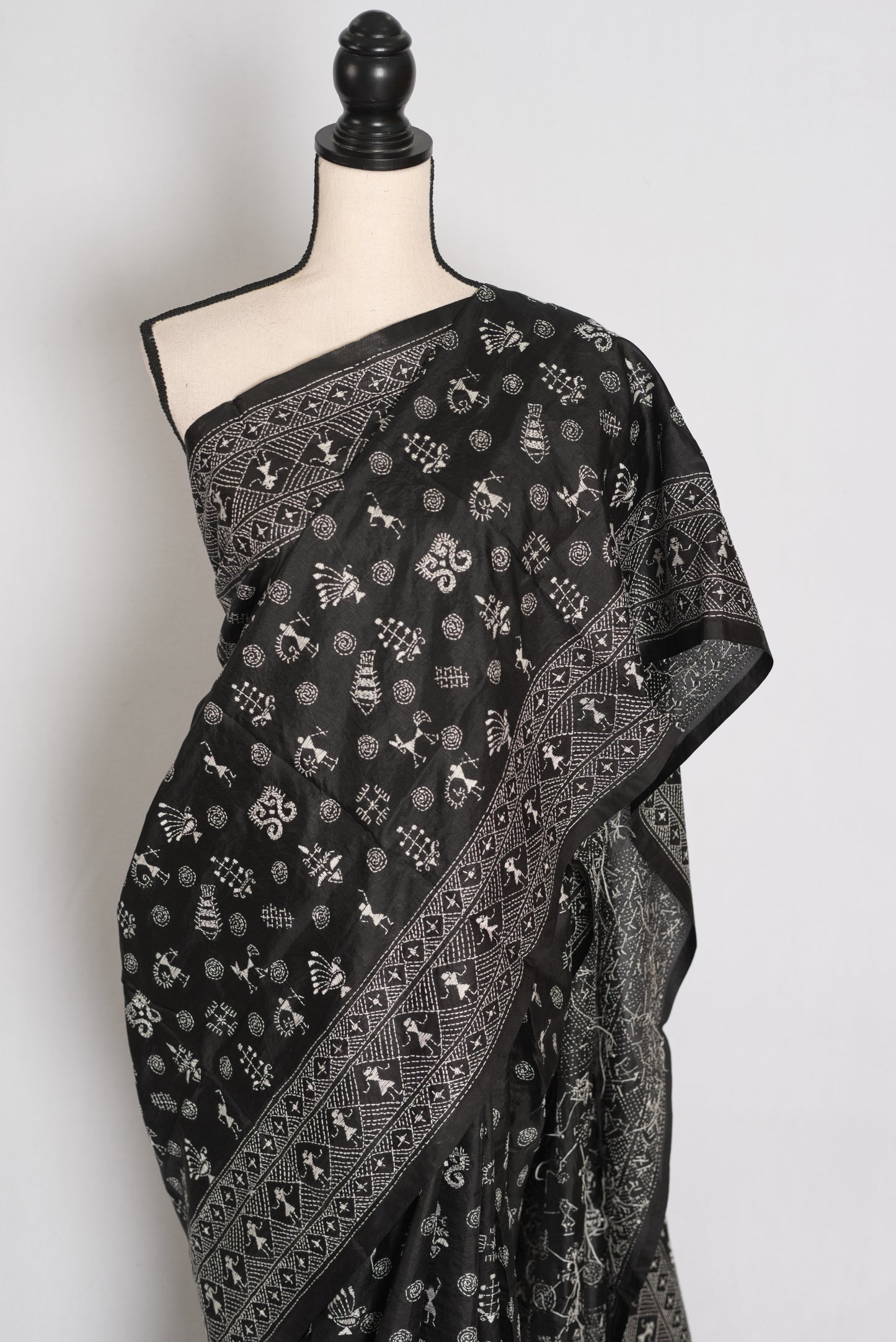 Kriti : Black Pure Silk Hand-Embroidered Kantha Stitch Saree with Warli Designi image 6