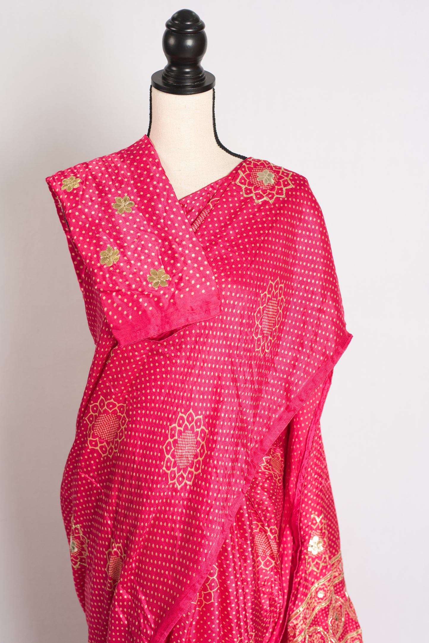 Vashu : Pink Modal Silk Bandhani Saree with Hand Embroidery Gota Patti Work image 2