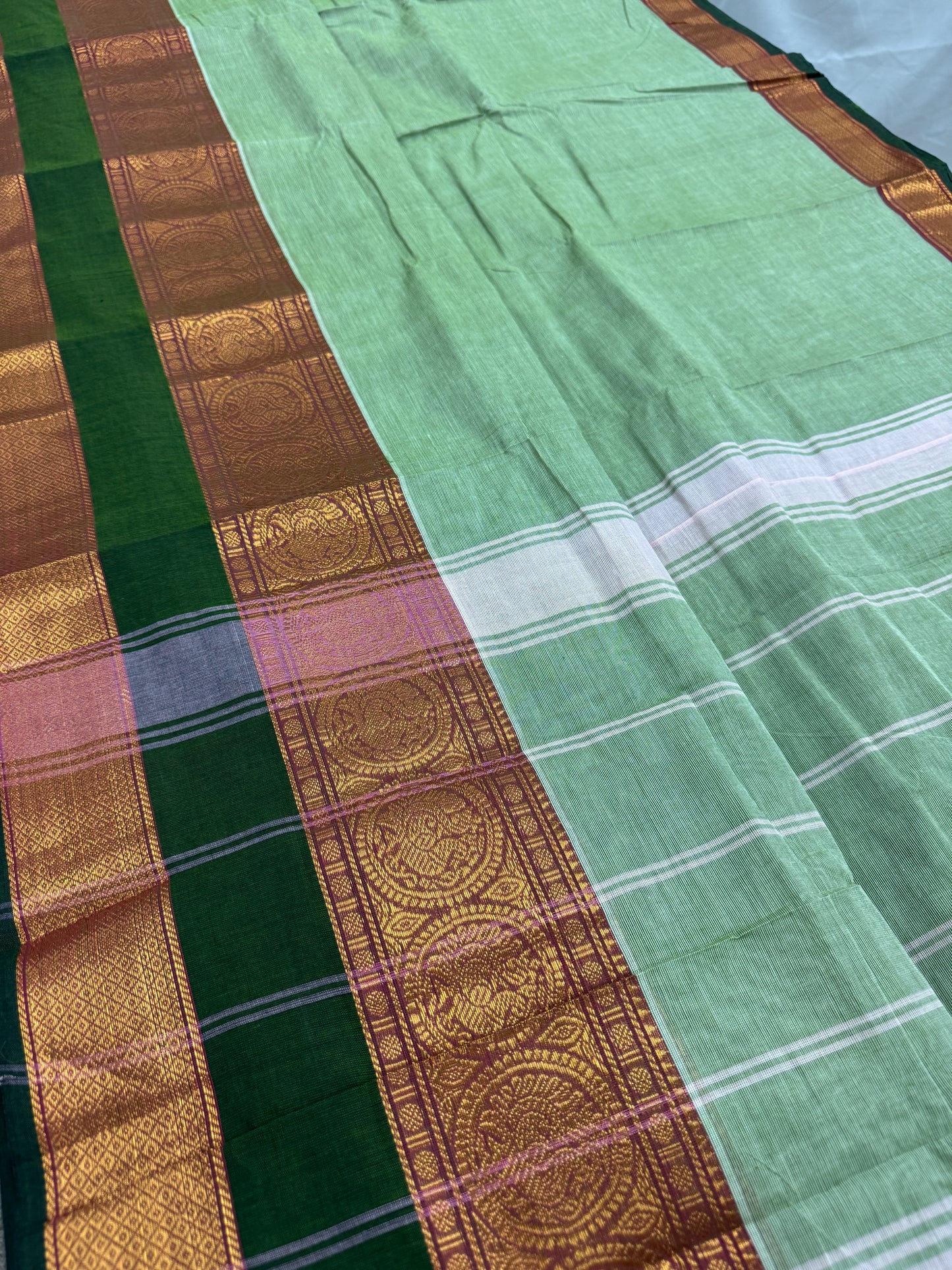 Girija : Handwoven Kanchi Cotton Saree in Mint Green with Green image 2