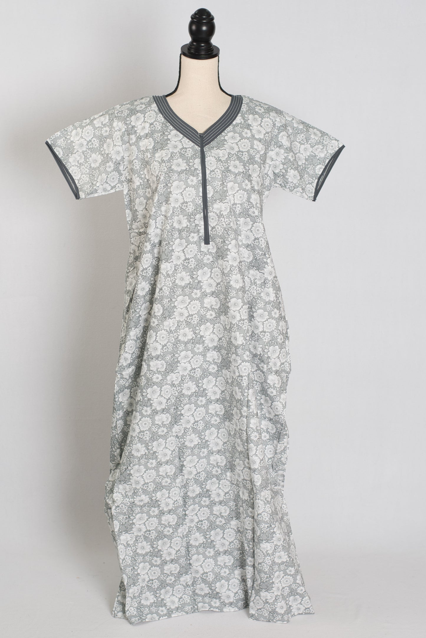 Printed Gray Pure Cotton Nightwear in Regular Size image 1