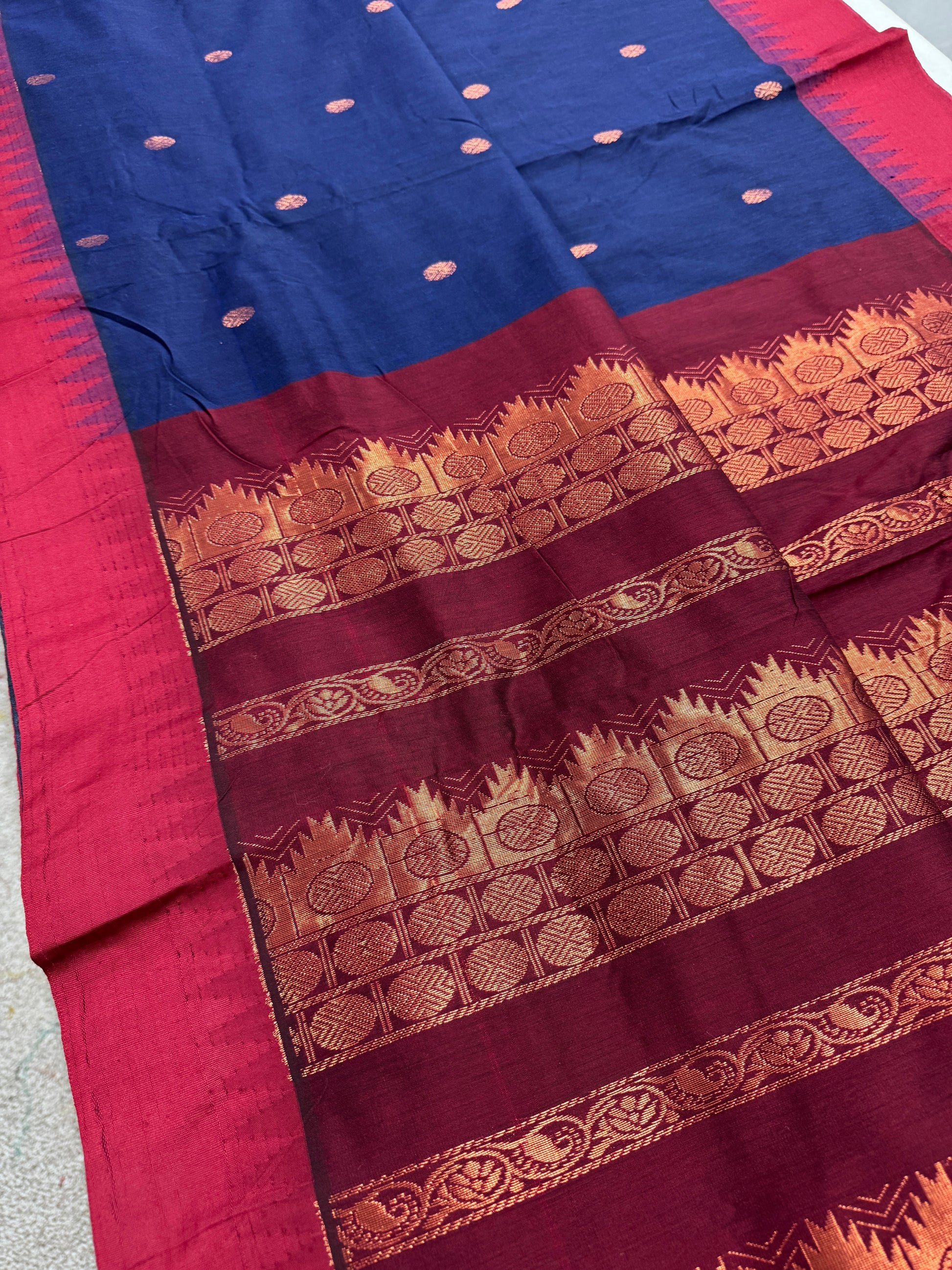 Hema : Blended Cotton Gadwal Saree in Midnight Blue and Dark Red image 2