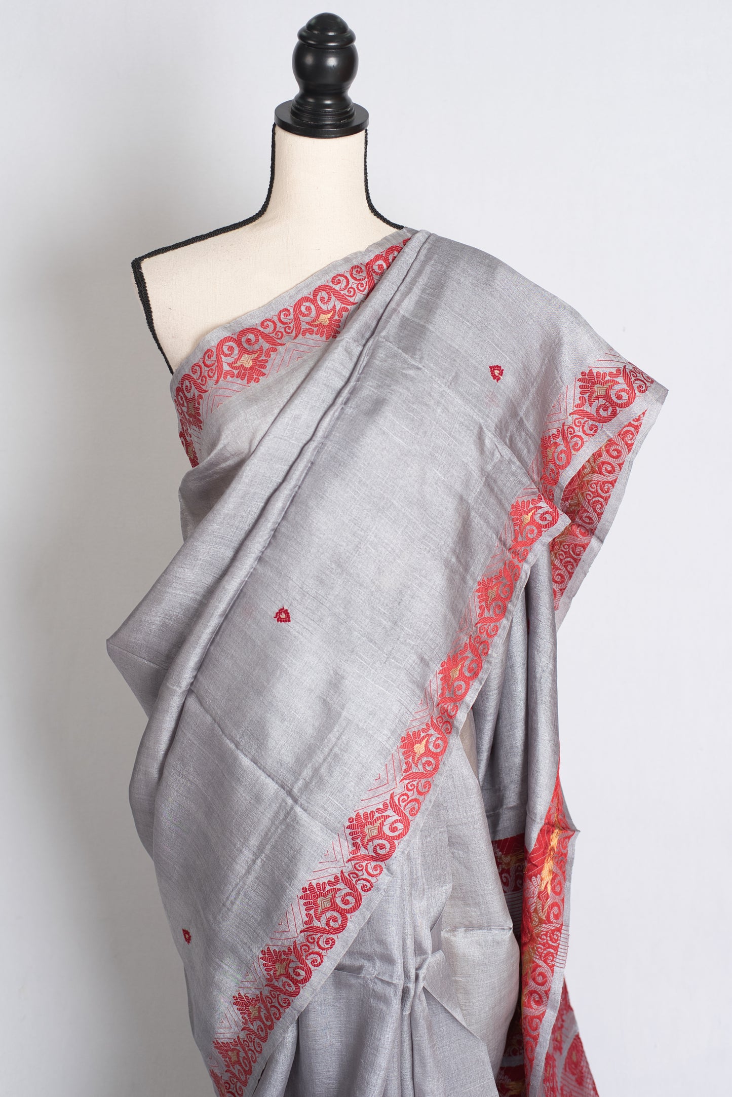 Meera : Bengal Tussar Silk Saree in Steel Gray and Red image 5