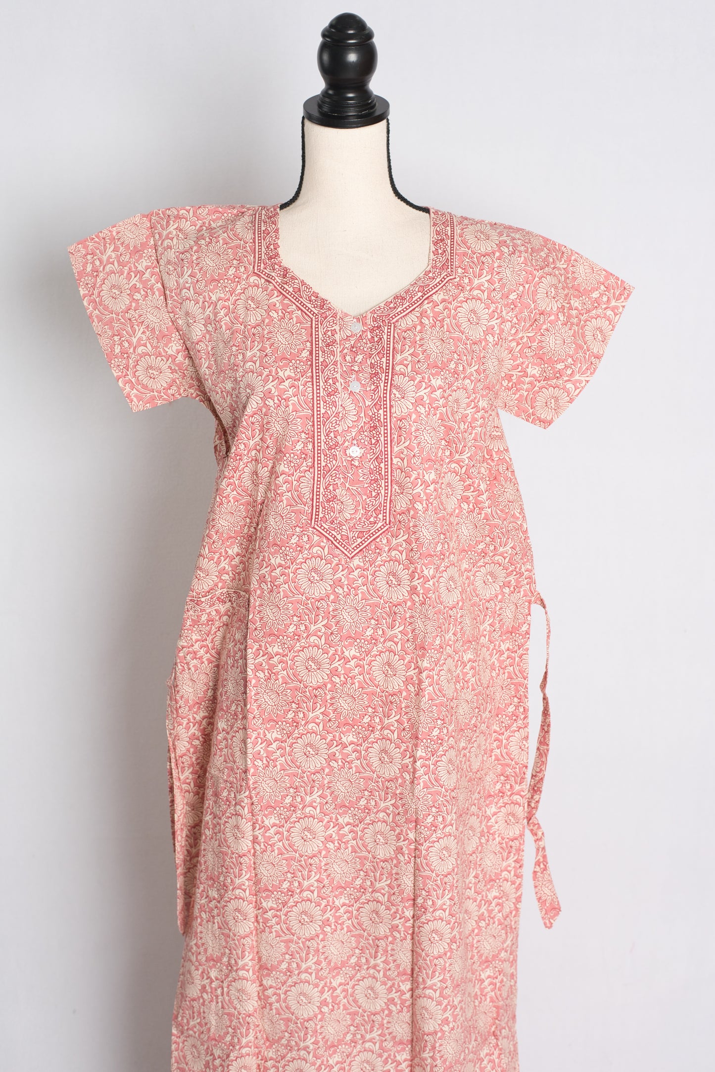 Printed Off White and Red Cotton Nightwear in Regular Size.