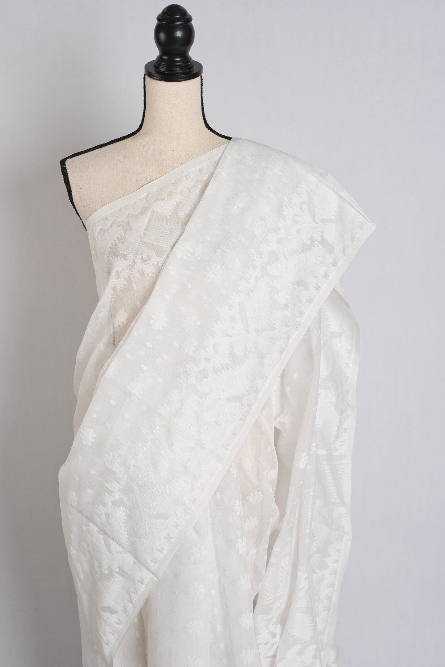 Soft Jamdani Saree in White - Bengali Saree Collection.
