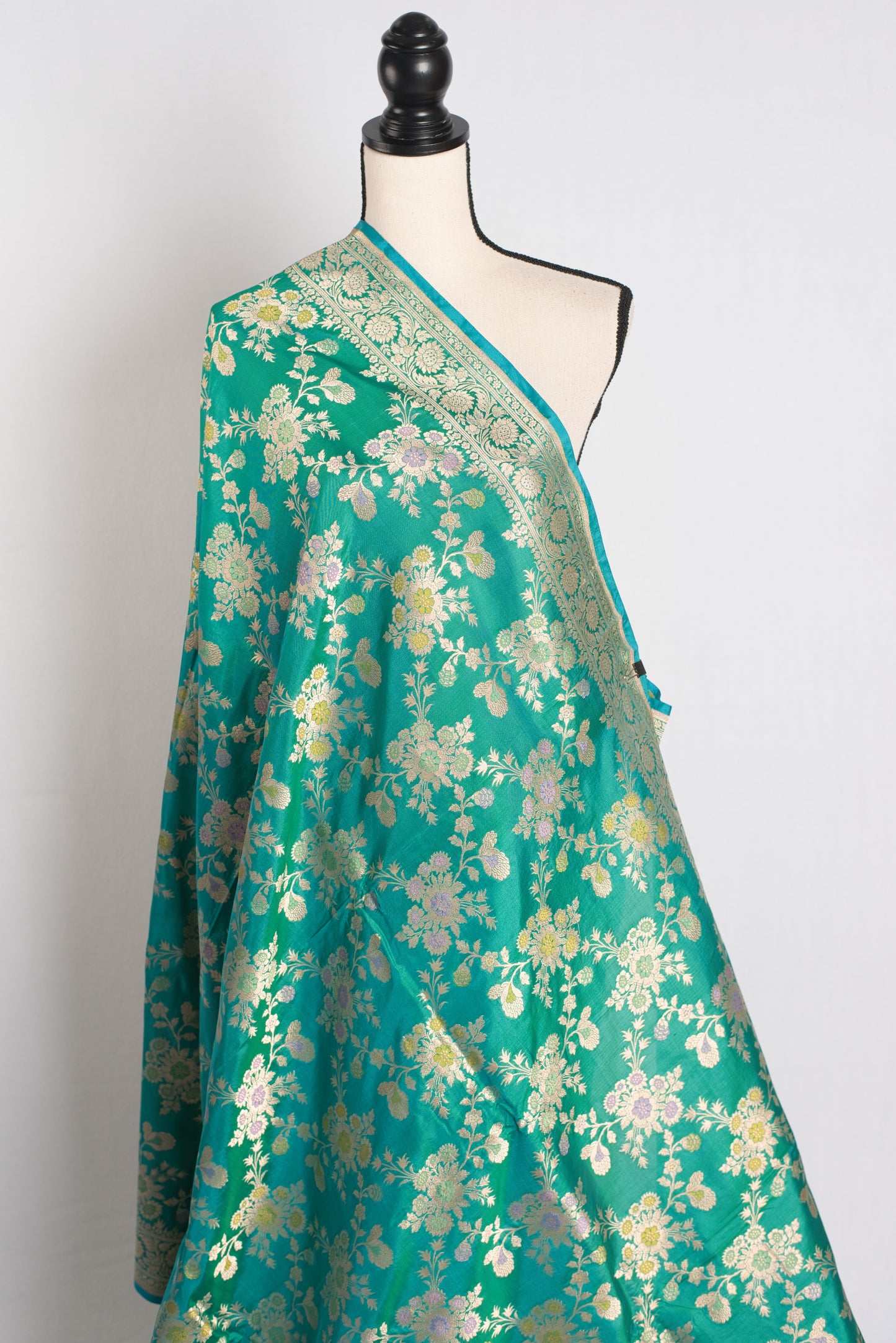 Premium Quality Minakari Banarasi Saree with 40 Size Stitched Blouse.