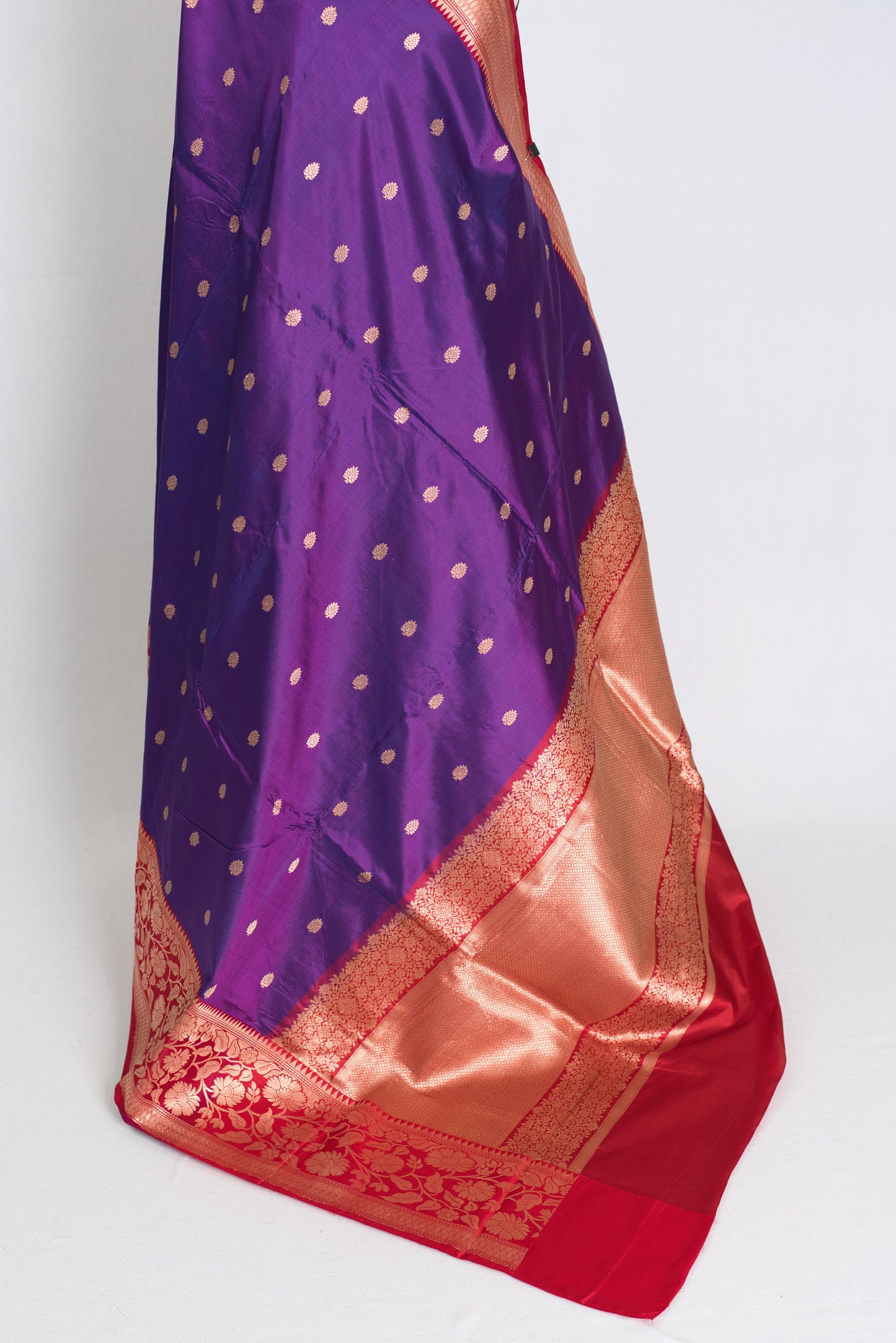 Madhavi : Silk Mark Certified Purple and Red Traditional Silk Banarasi Saree