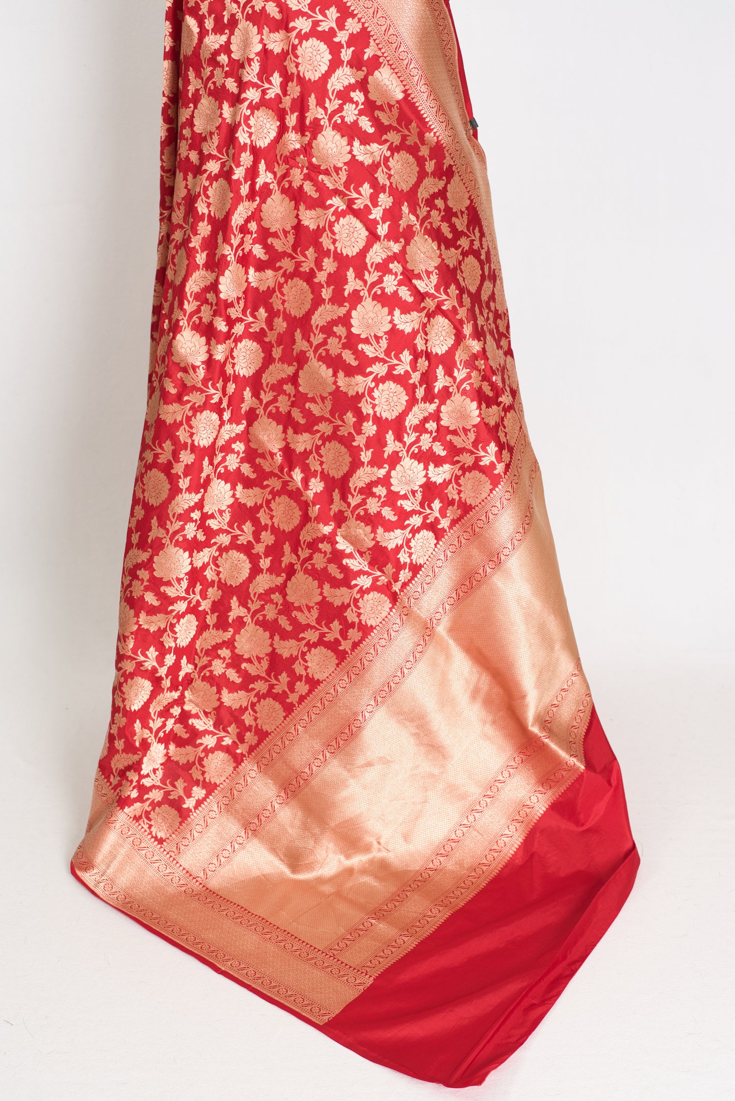 Kumuduni: Silk Mark Certified Red and Gold Bridal Jaal Banarasi Silk Saree
