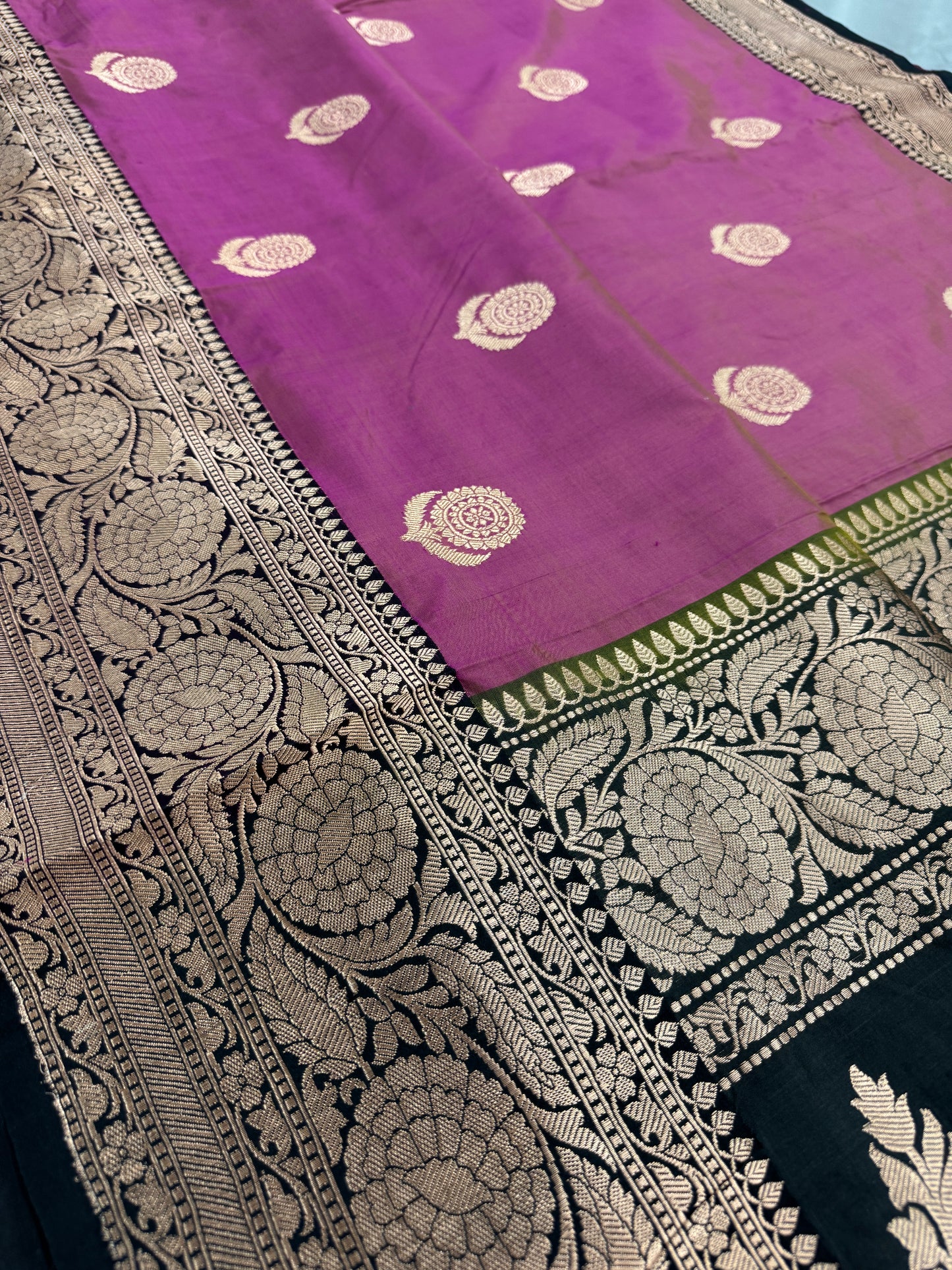 Certified Silk Purplish Pink Banarasi Saree with 38 Size Stitched Blouse.