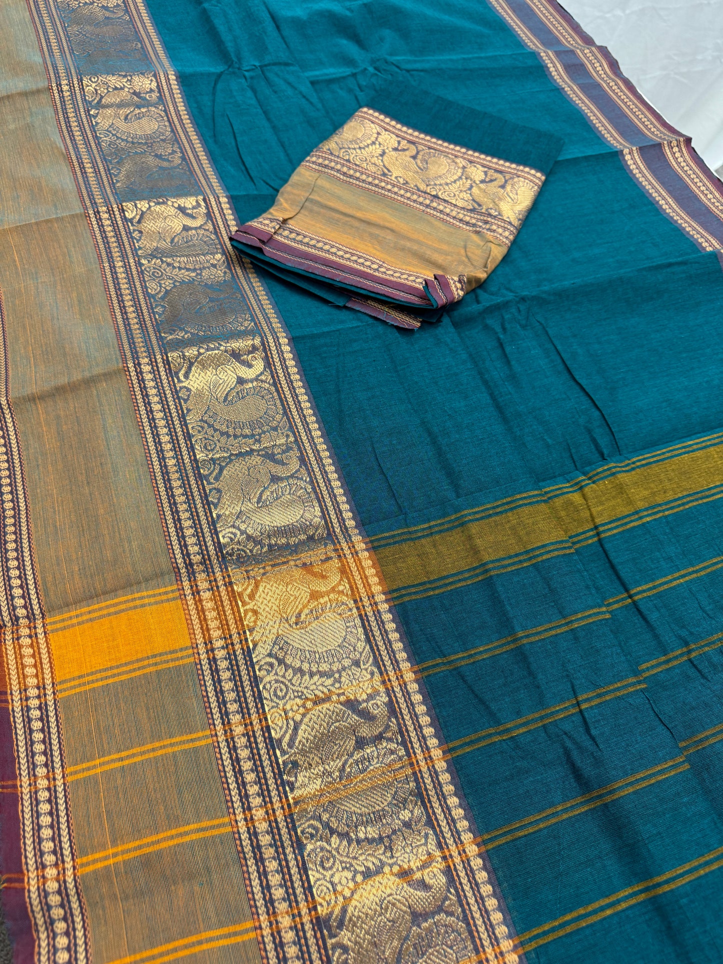 Rama : Handwoven Rama Green Cotton Kanjivaram Saree image 1