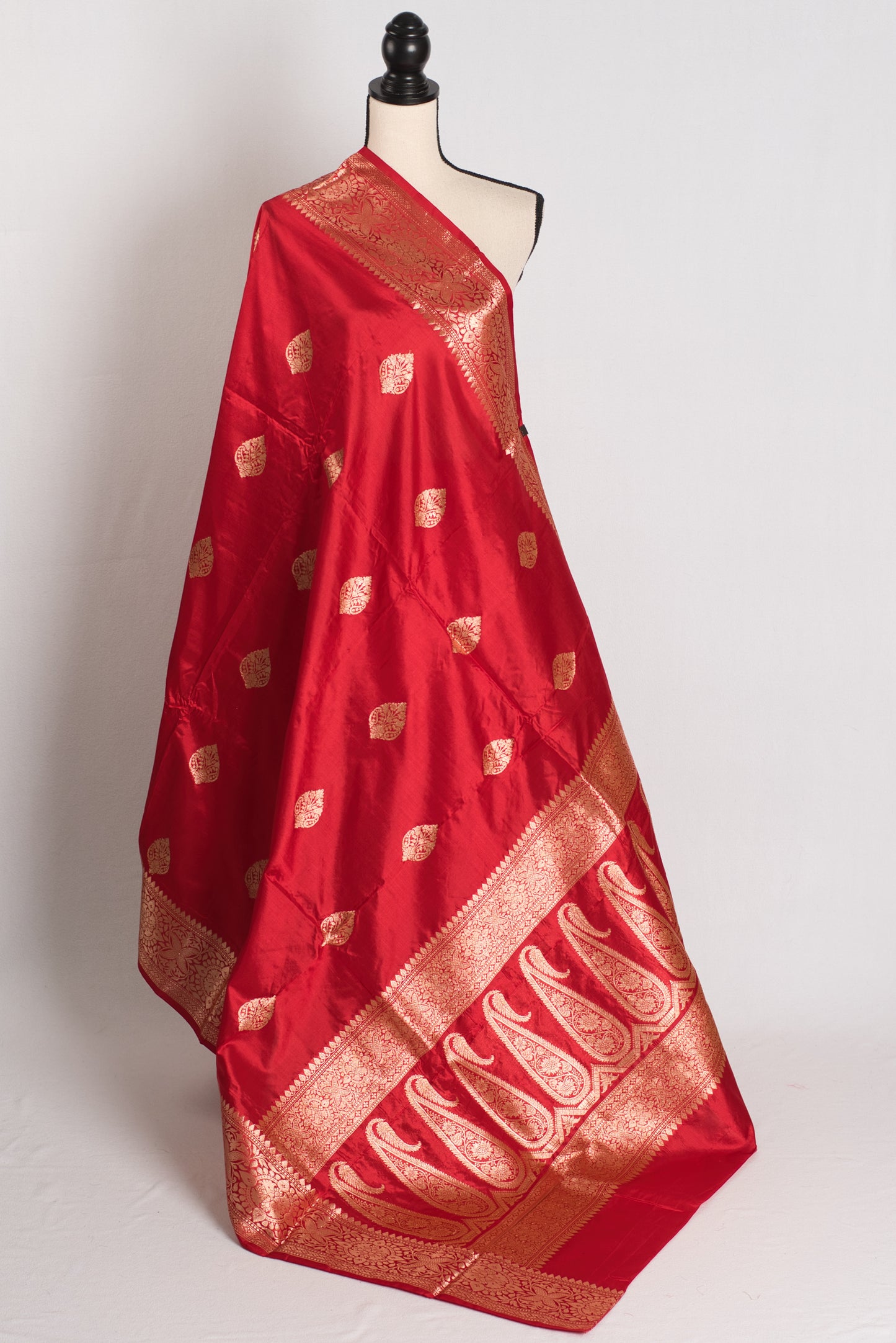 Vermillion : Red Bridal Banarasi Silk Saree image 1