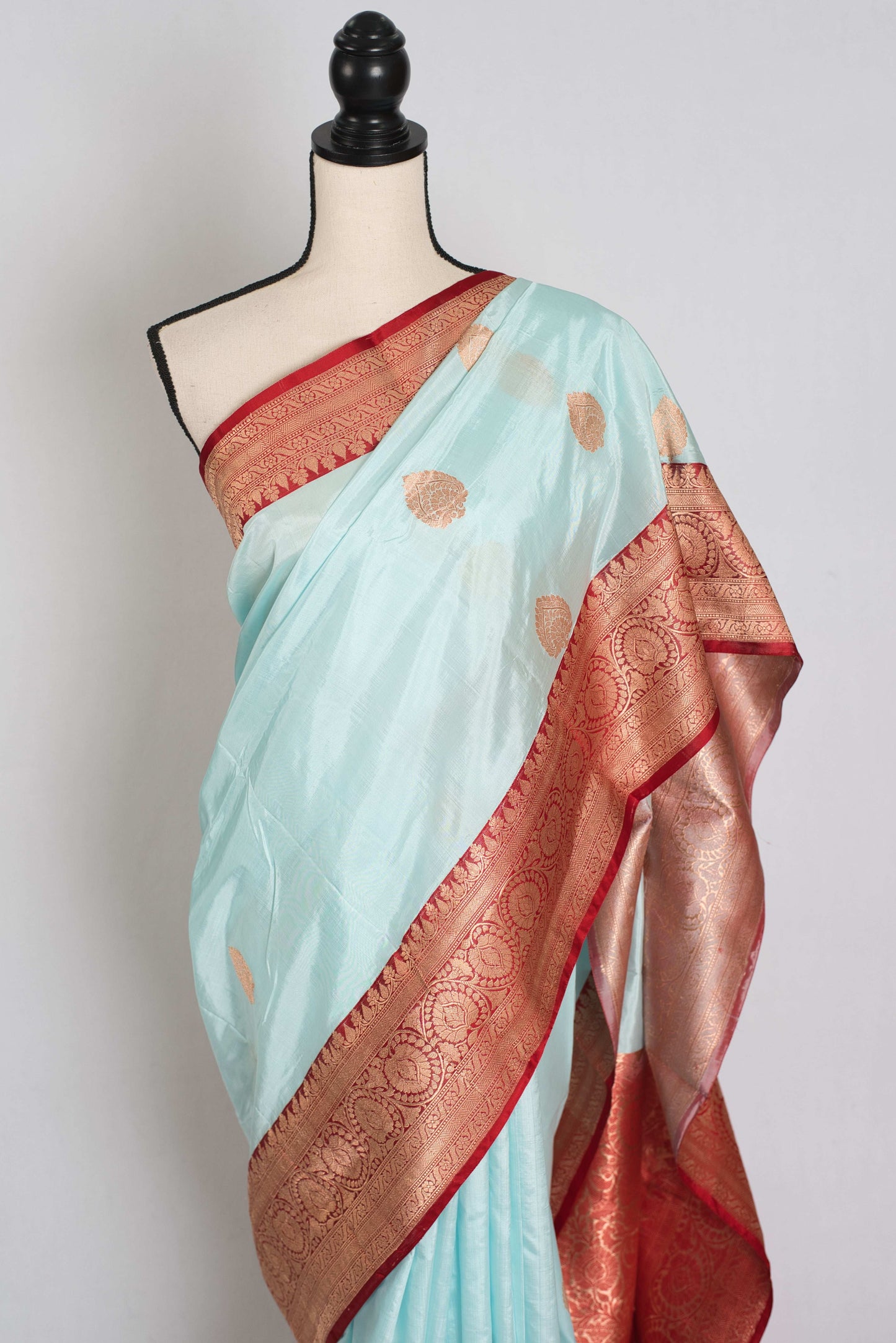 Madhavi : Certified Katan Silk Banarasi Saree in Sky Blue and Red image 6