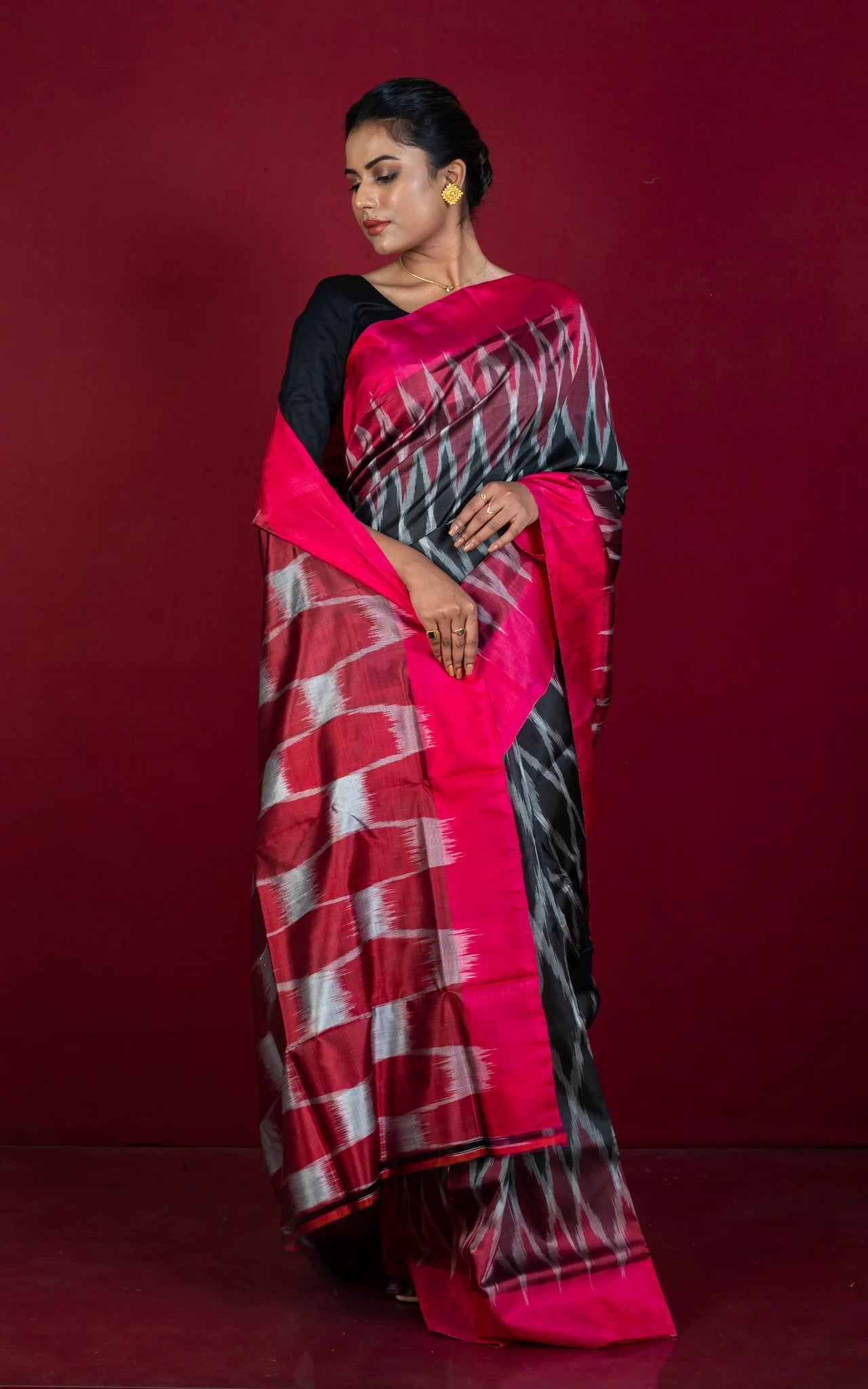 Black Bishnupuri Ikkat Silk Saree - Bengal Silk Saree Collection.