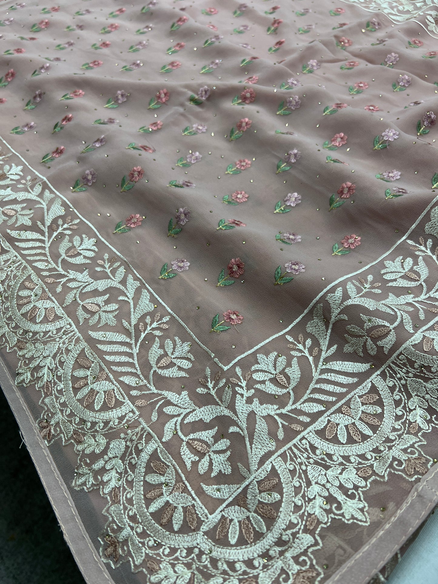 Embroidery Work Mauve Georgette Cocktail Saree image 4