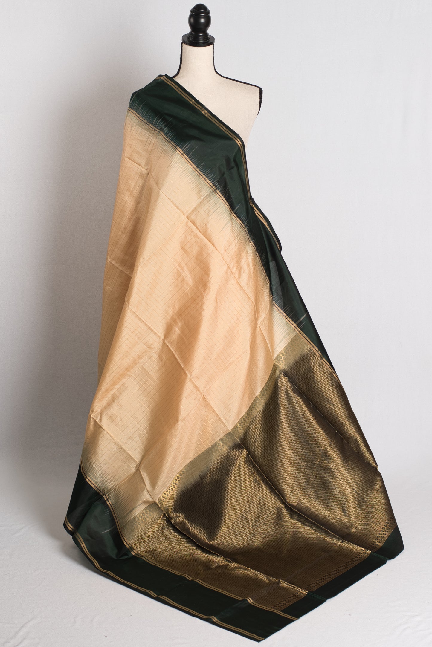 Sandstone Glow : Beige and Green Checks Kanchipuram Saree image 1