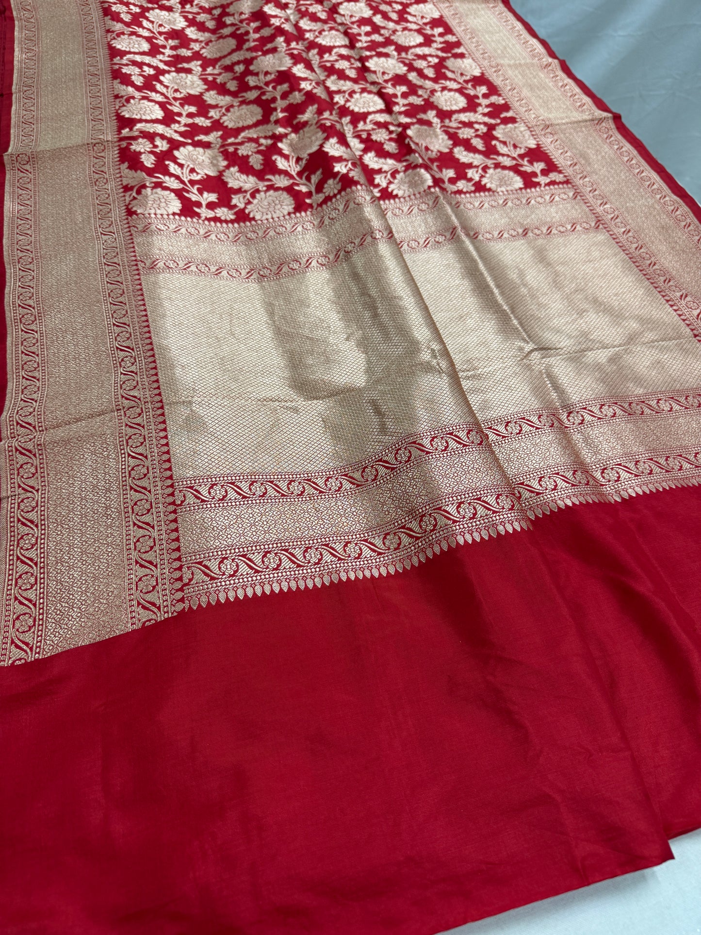 Kumuduni :Silk Mark Certified Red and Gold Bridal Jaal Banarasi Silk Saree image 5