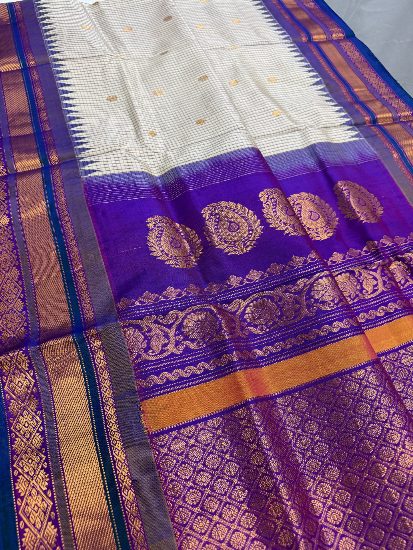 Vyanika - Handwoven Off White and Purple Traditional Gadwal Silk Saree image 2