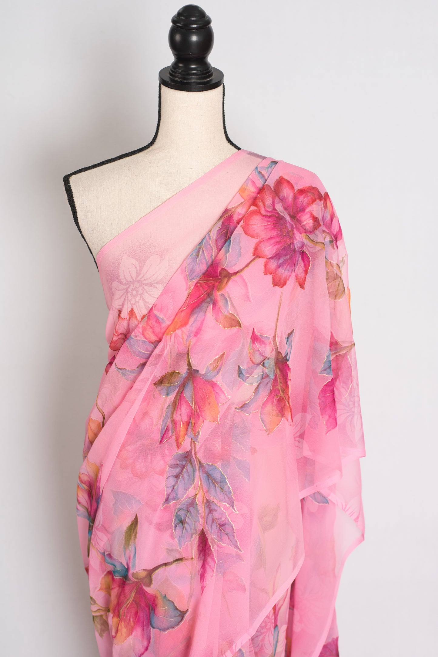 Mou : Bubble Gum Pink Floral Printed Chiffon Saree, Budget-Friendly Summer Drape image 5