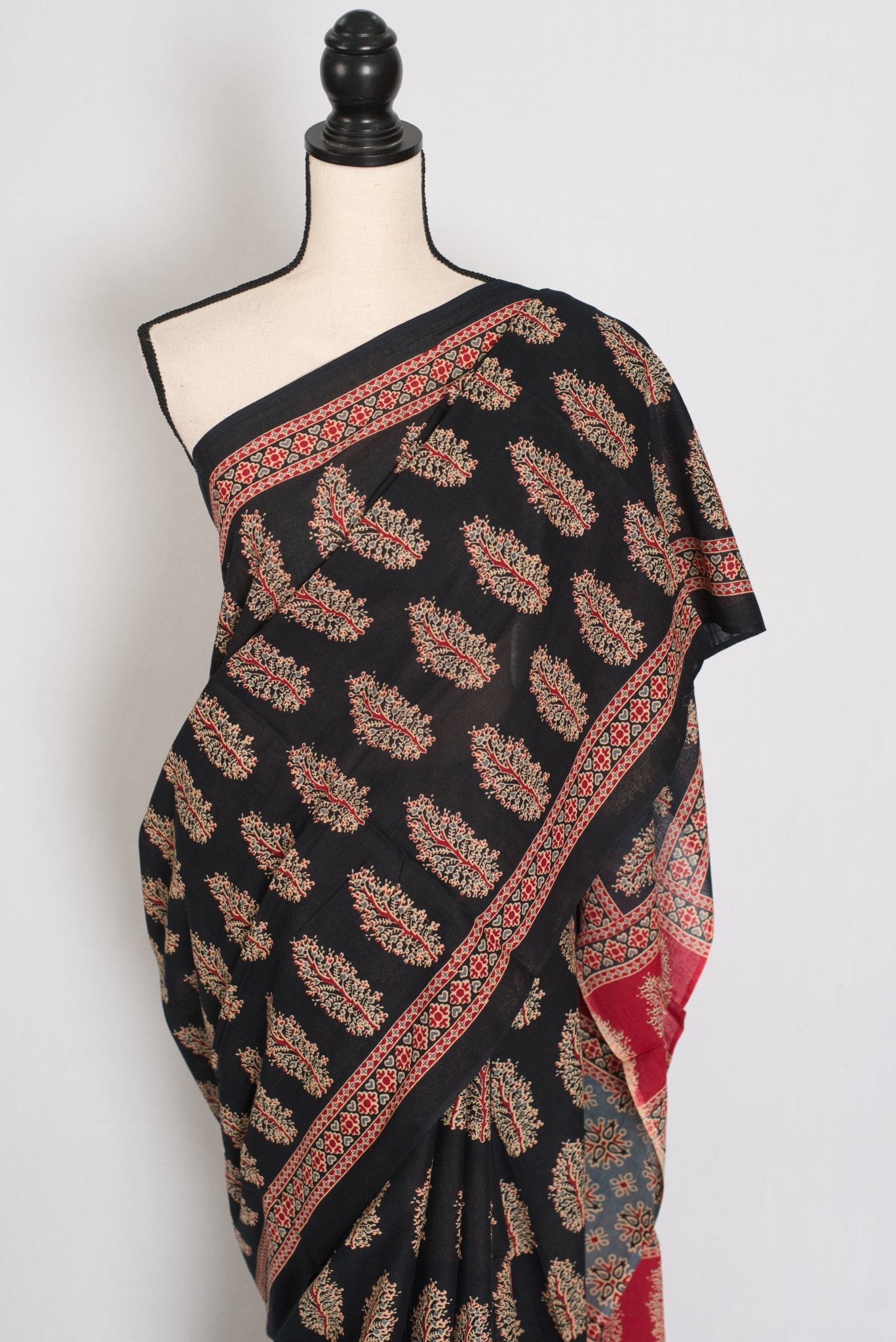 Kala: Black Mulmul Cotton Saree with Kalamkari Prints | Pure Cotton - Saree Mandi
