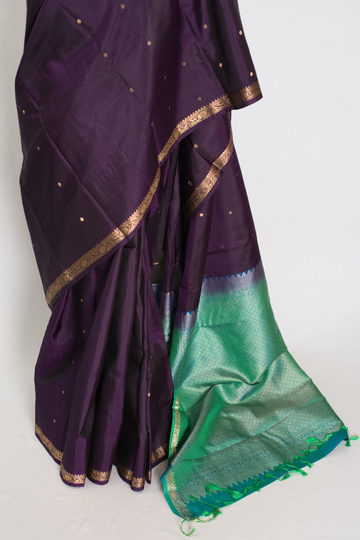 Rama: Eggplant Purple & Sea Green Minimalist Kanjivaram Silk Saree - Saree Mandi