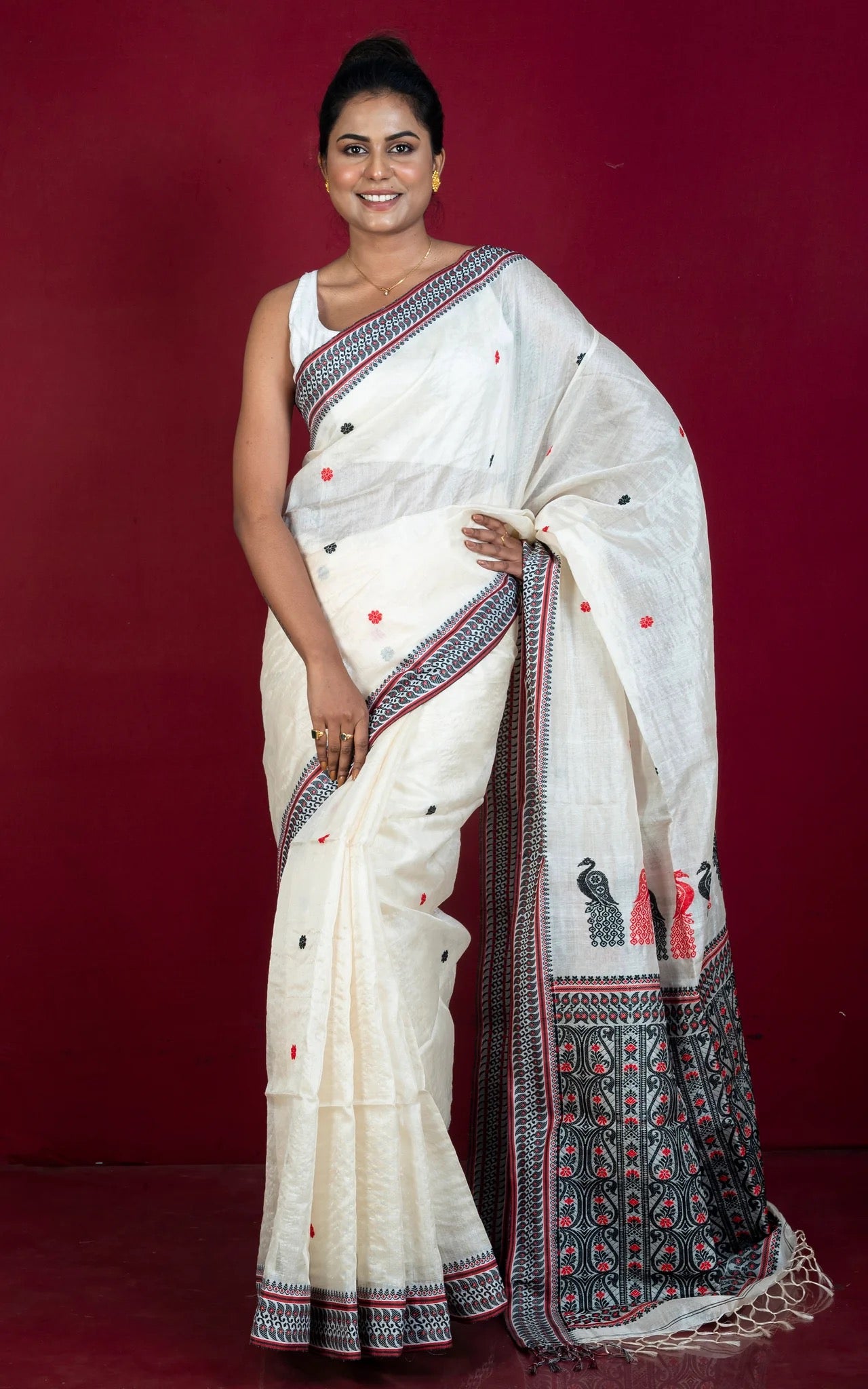 Bengal Tussar Silk Saree in Off White and Black - Premium Bengal Collection.