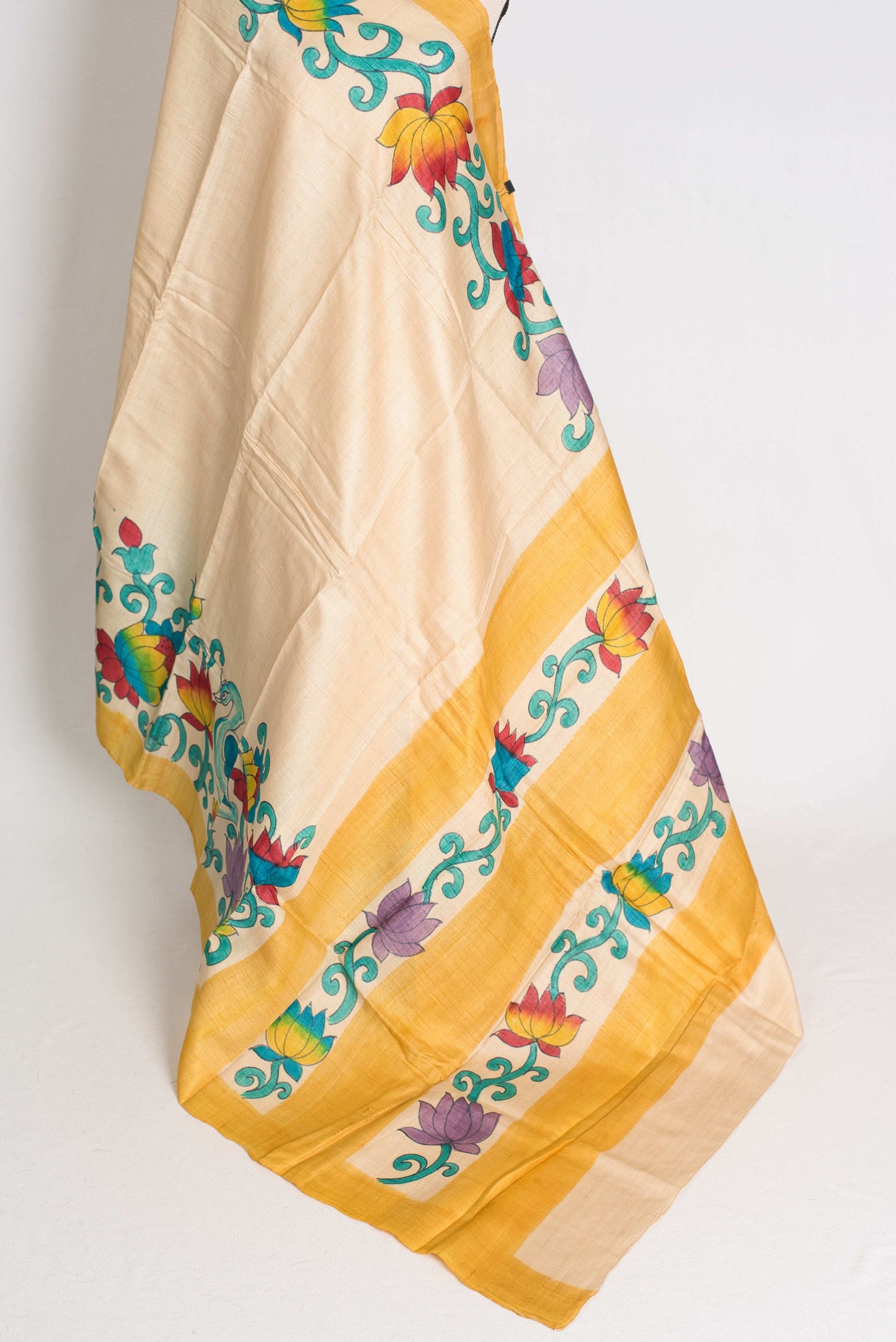 Kala : Hand Painted Kalamkari Tussar Silk Saree in Cream and Yellow image 3