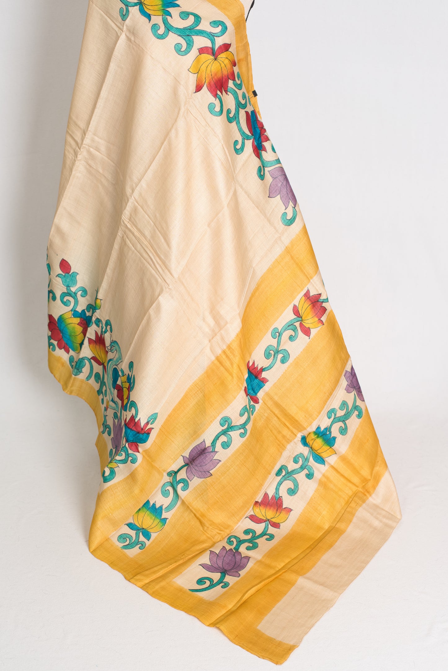 Kala : Hand Painted Kalamkari Tussar Silk Saree in Cream and Yellow image 3