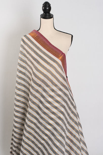 Iti: White & Gray Horizontal Striped Mulmul Cotton Saree | Lightweight Handloom image 2