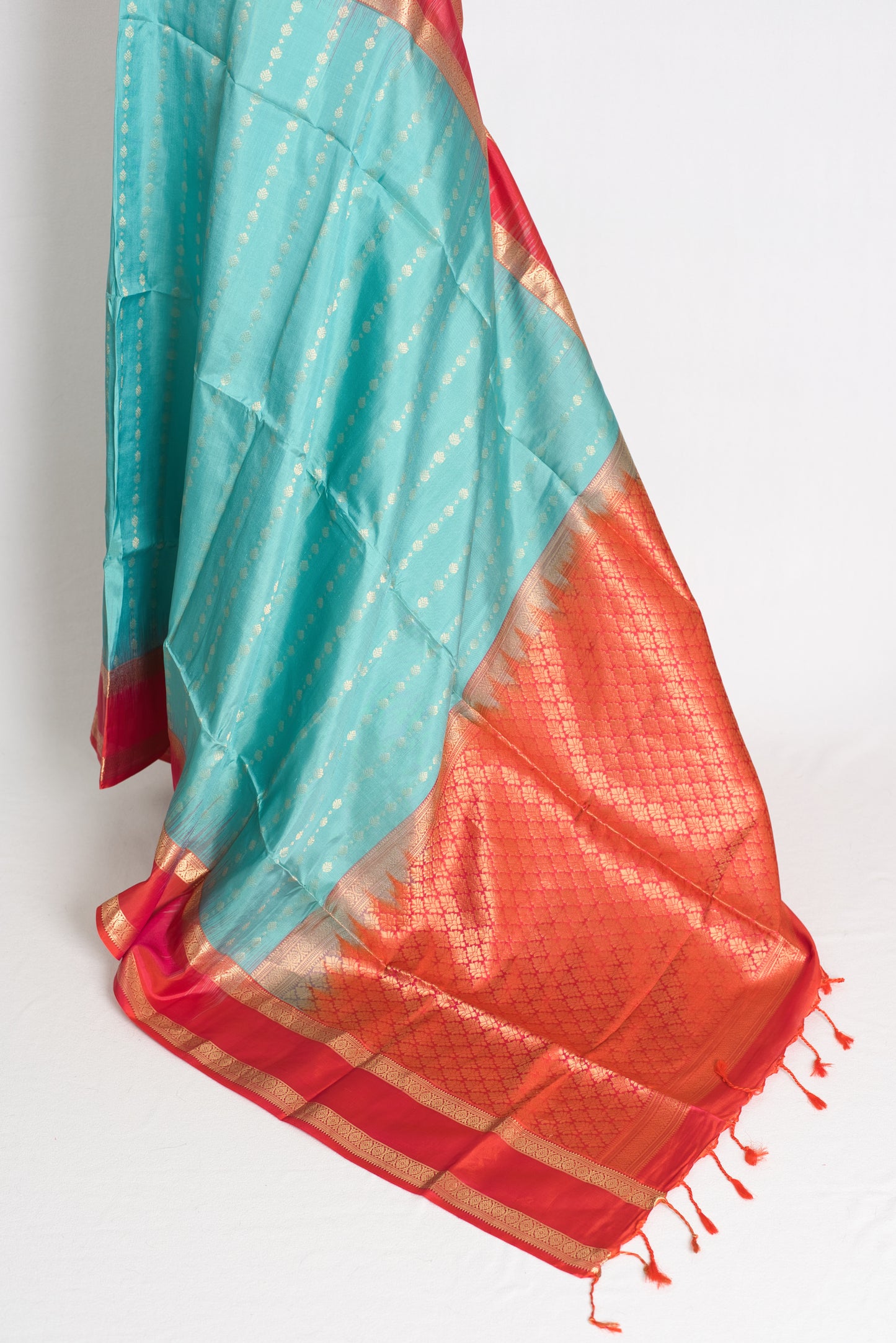 Asha : Blue and Orange Silk Mark Certified Kanchipuram Silk Saree image 3