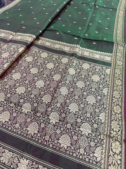 Mehendi Muse : Silk Mark Certified Lightweight Banarasi Saree image 3
