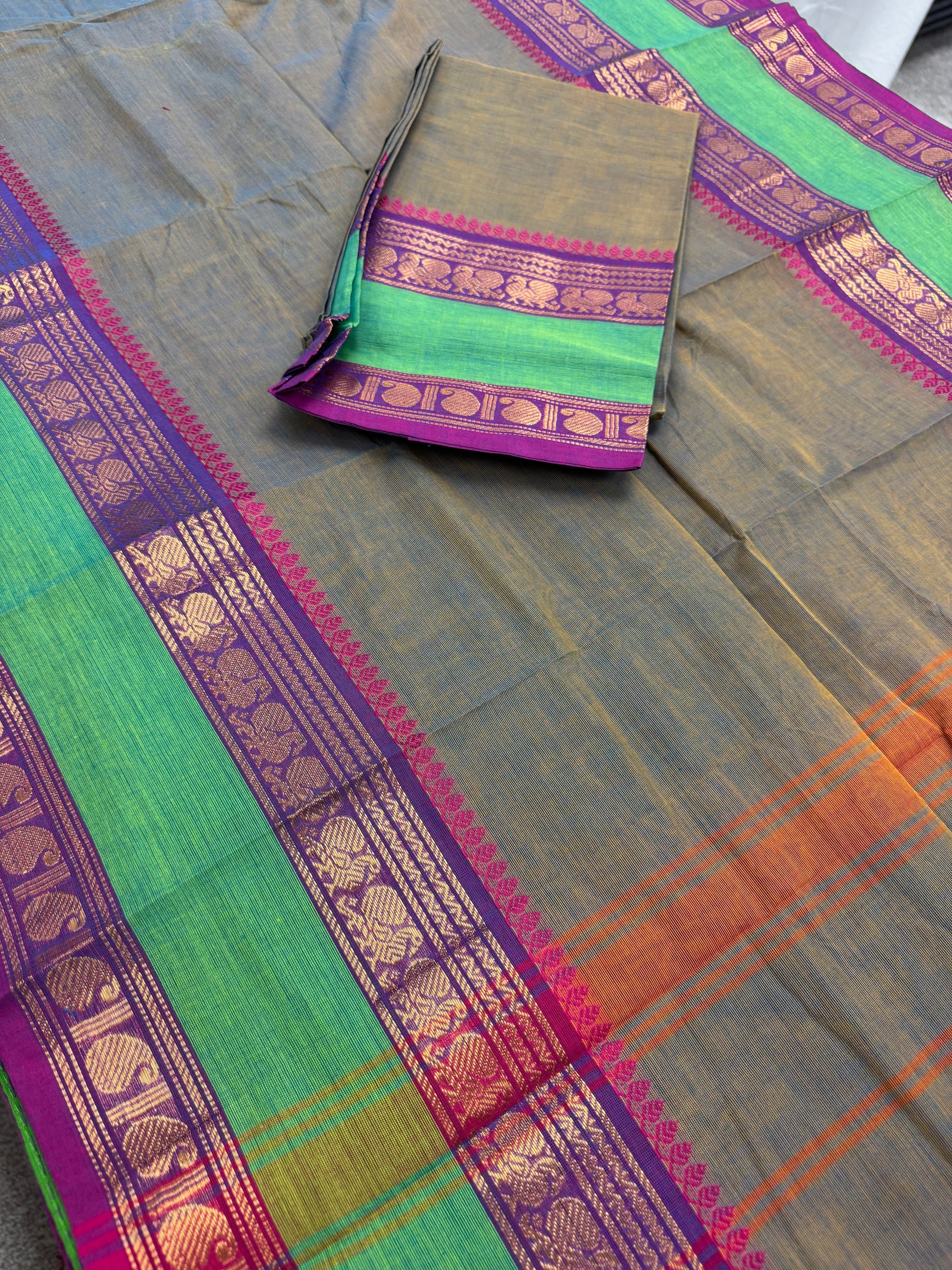 Shyama : Kanchi Cotton Saree - Handwoven South Indian Elegance in English Green image 3