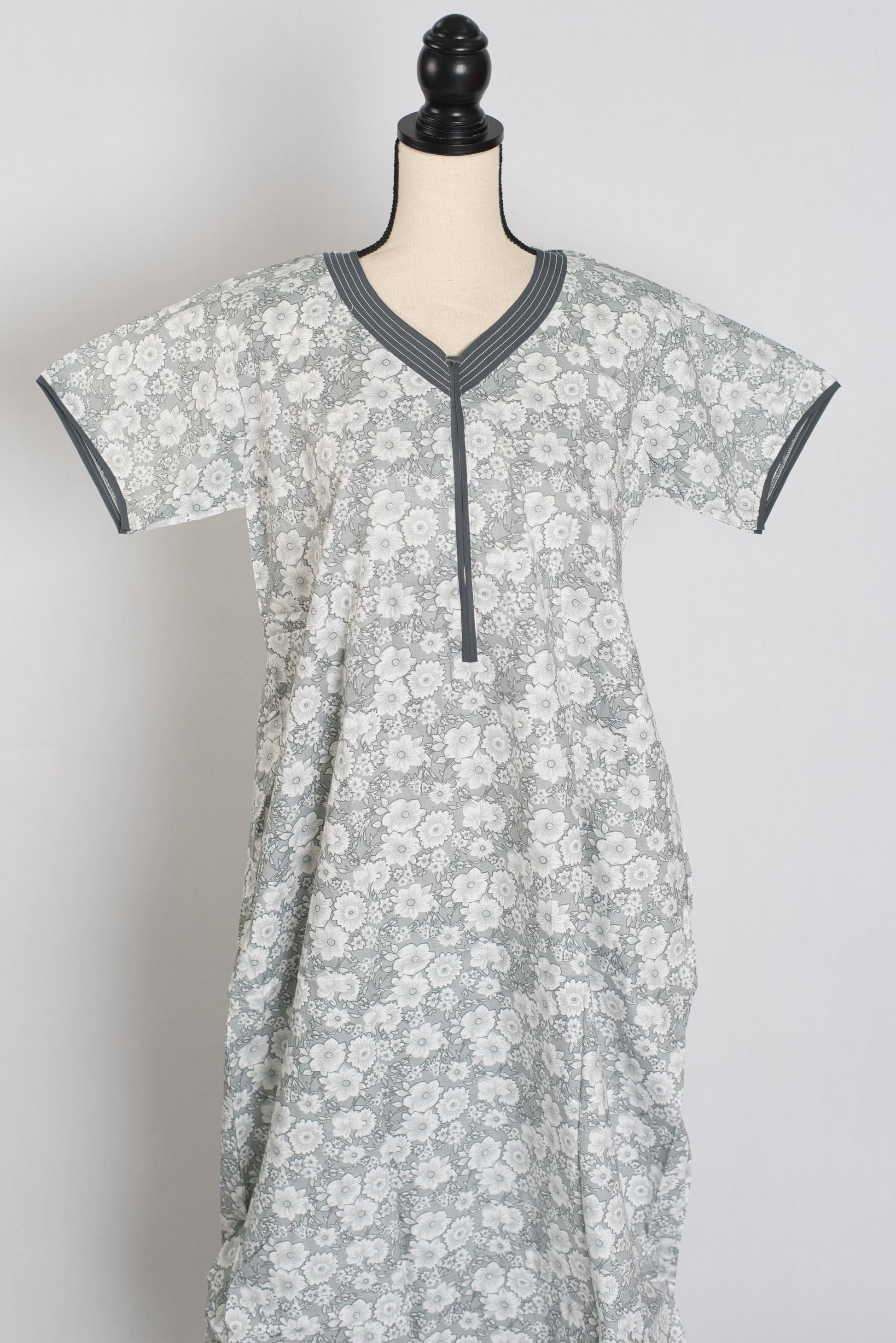 Printed Gray Pure Cotton Nightwear in Regular Size image 0