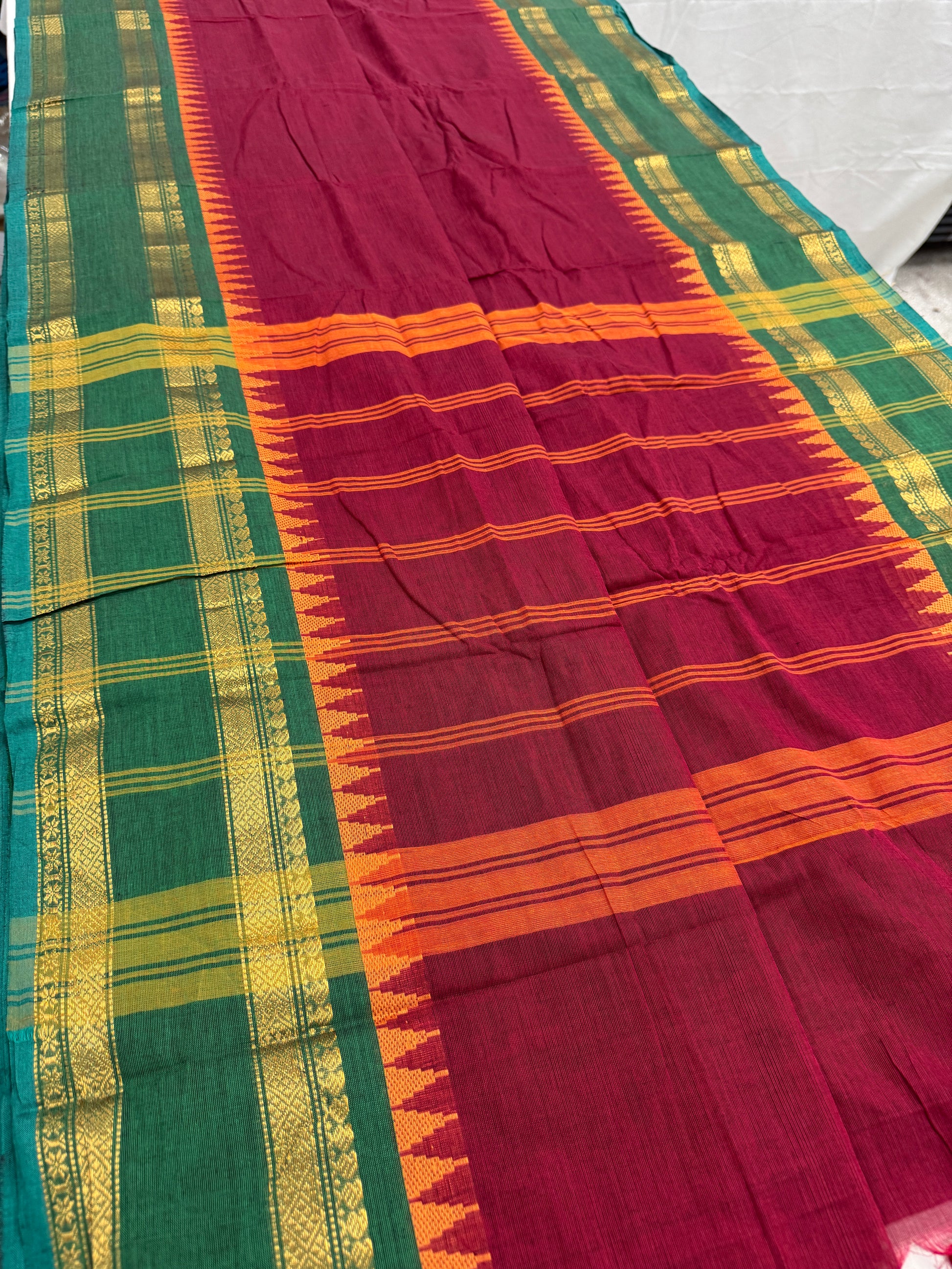 Kaveri : Magenta Kanchi Cotton Saree - Handwoven South Indian Elegance image 2