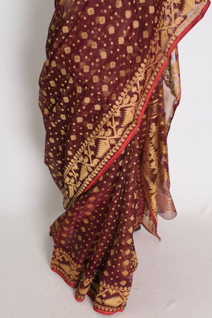 Gayetri : Maroon and Beige Soft Blended Cotton Jamdani Saree with Red Salvage image 5