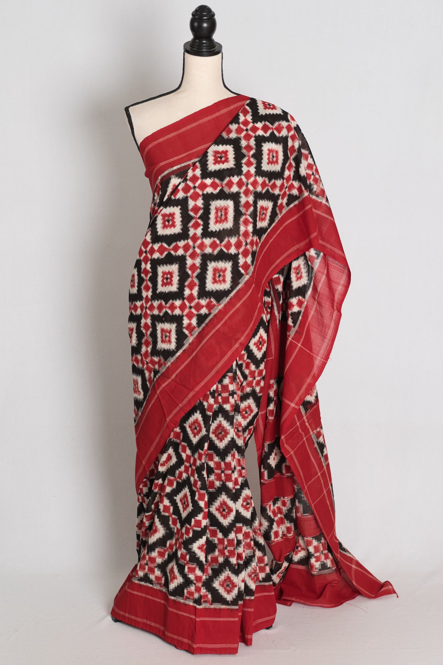 Priya : Black and Red Telia Rumal Pochampally Double Ikat Pure Cotton Saree image 0