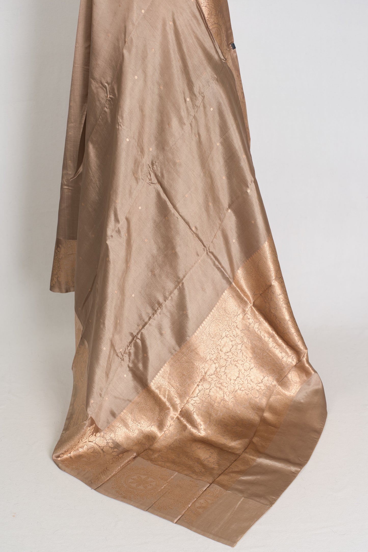 Mandar | Metallic Brown & Gold Silk Mark Certified Katan Banarasi Saree image 4